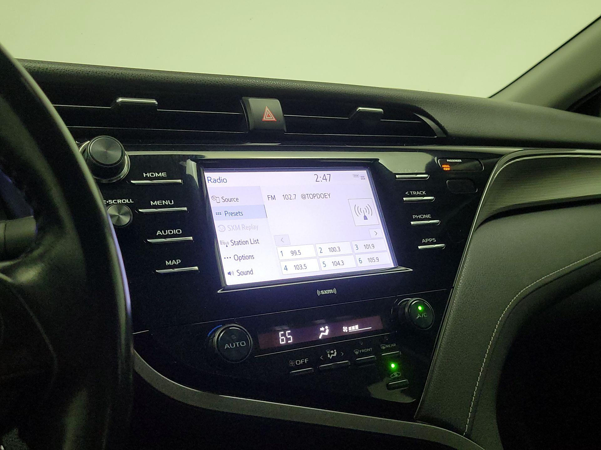 Thumbnail: 2020 Toyota Camry - 15