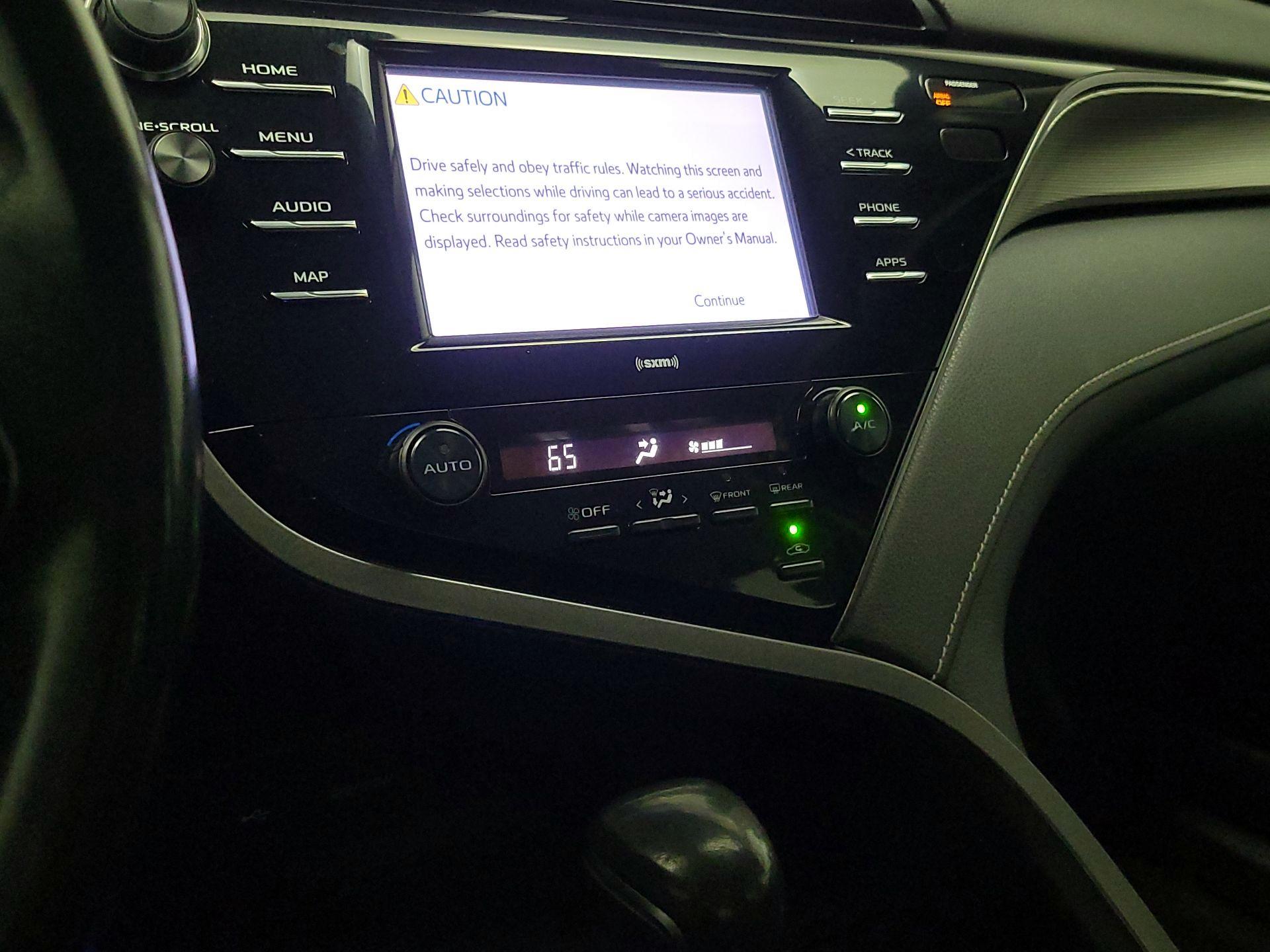 Thumbnail: 2020 Toyota Camry - 16