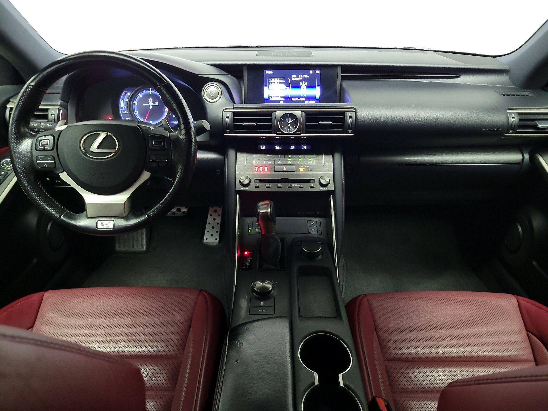 Thumbnail: 2020 Lexus IS - 9