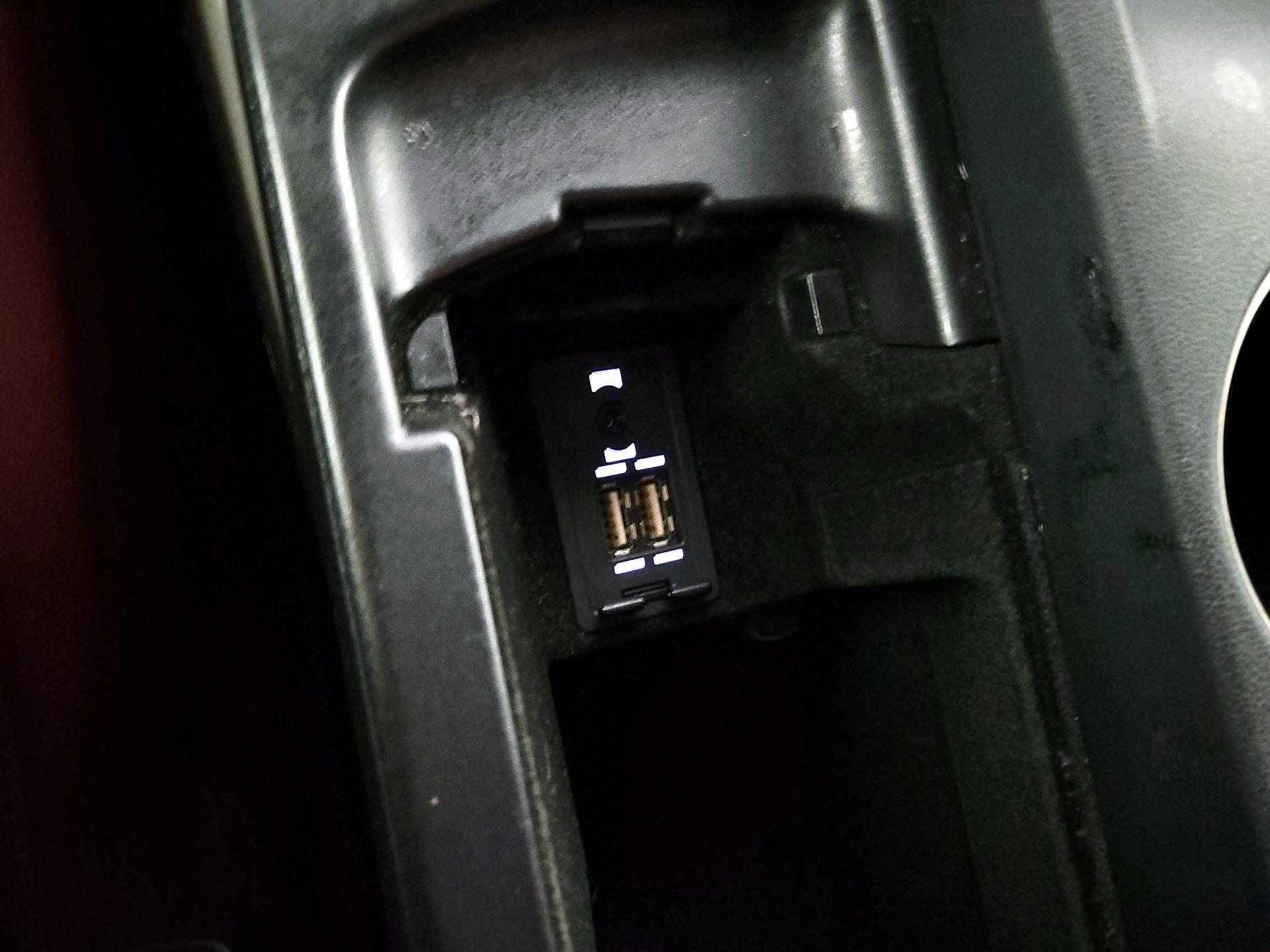 Thumbnail: 2020 Lexus IS - 18