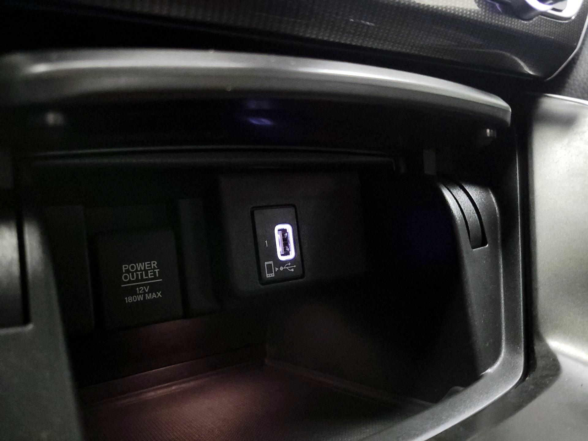 Thumbnail: 2018 Honda Accord - 18