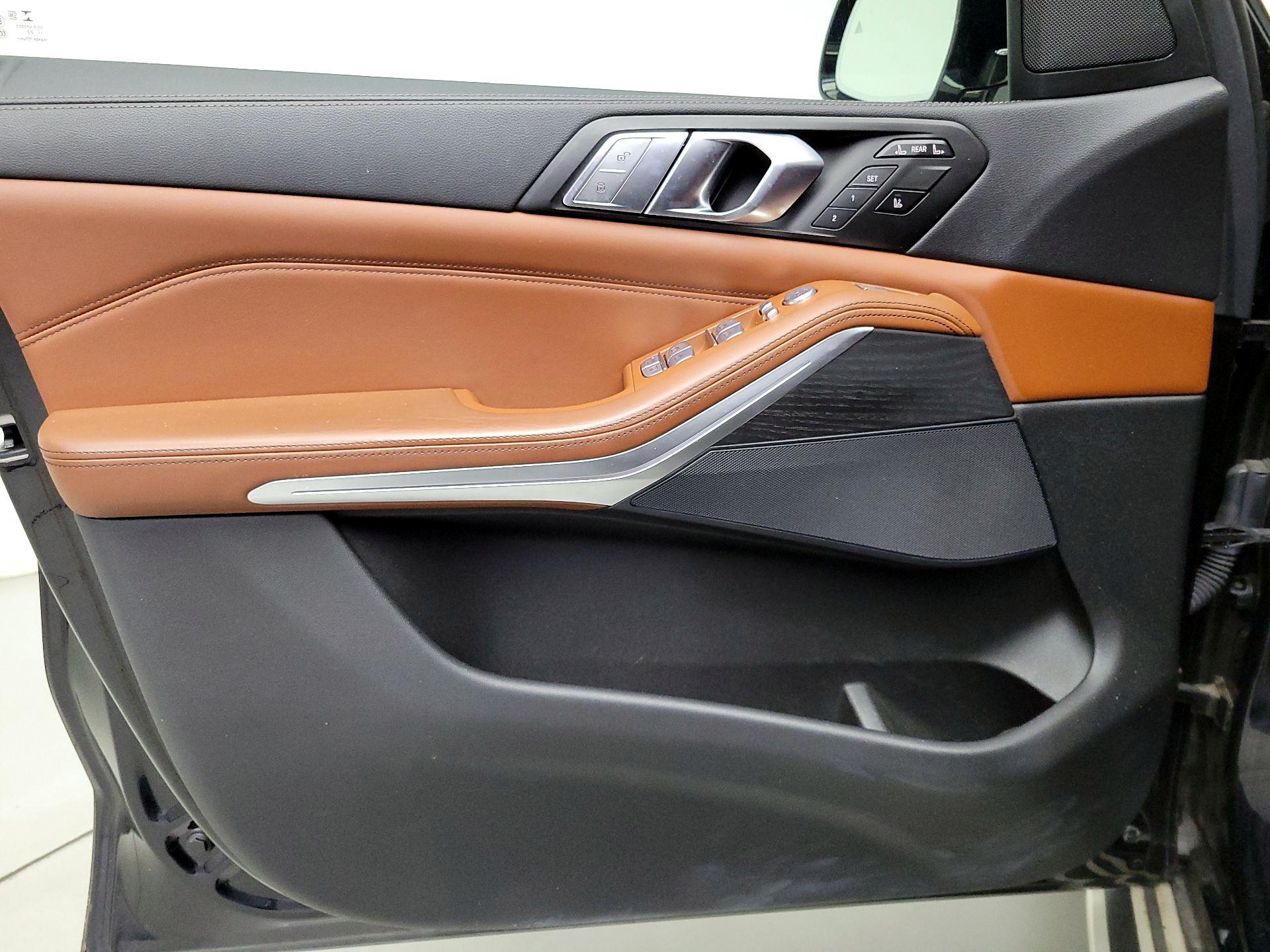 Thumbnail: 2022 BMW X7 - 12