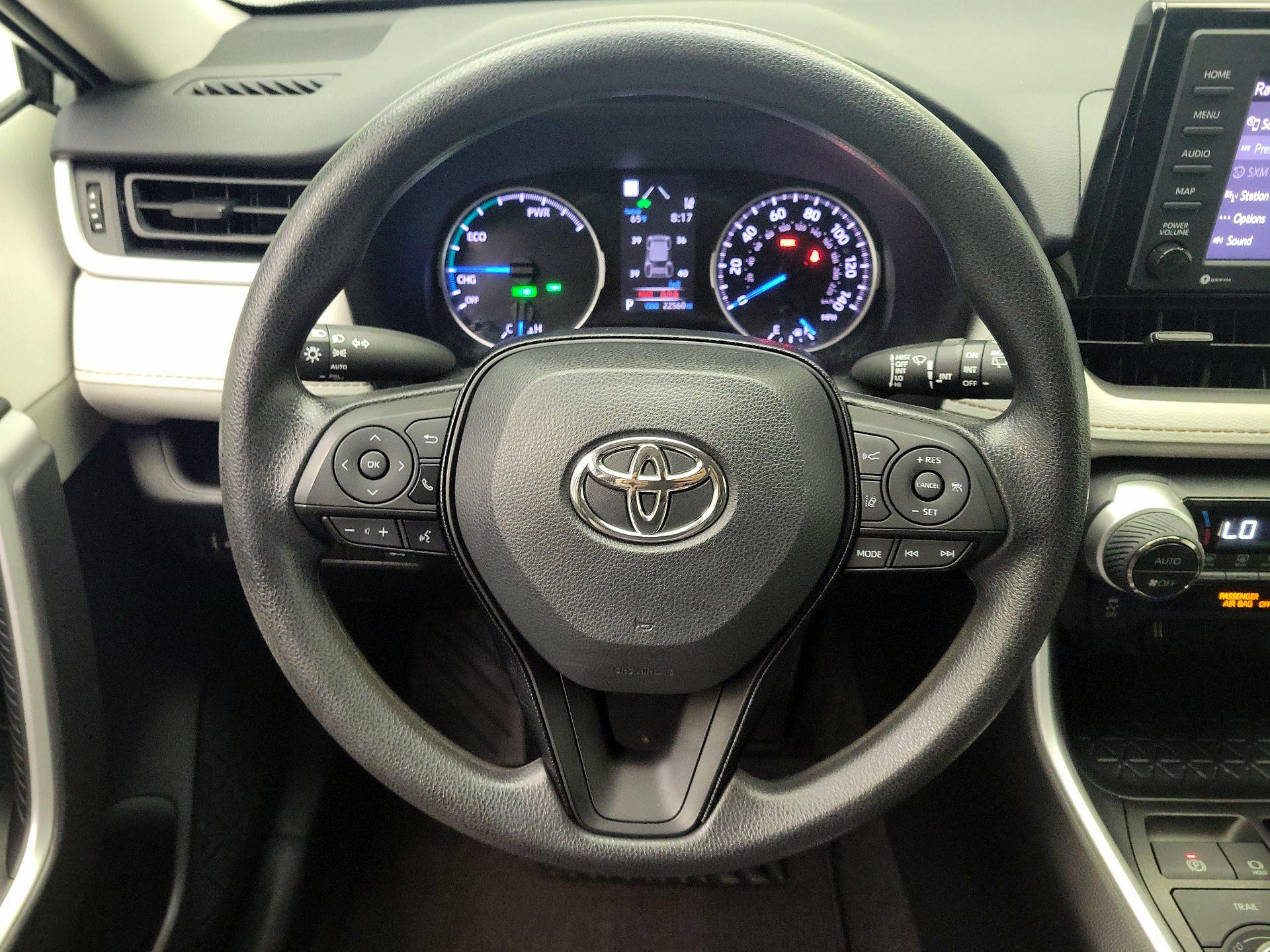 Thumbnail: 2022 Toyota RAV4 - 10