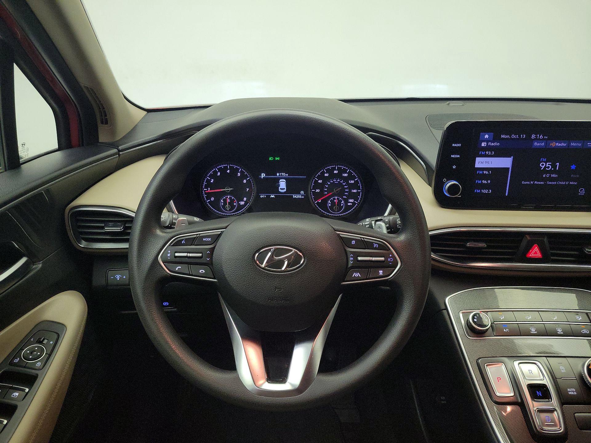 Thumbnail: 2022 Hyundai Santa Fe - 10