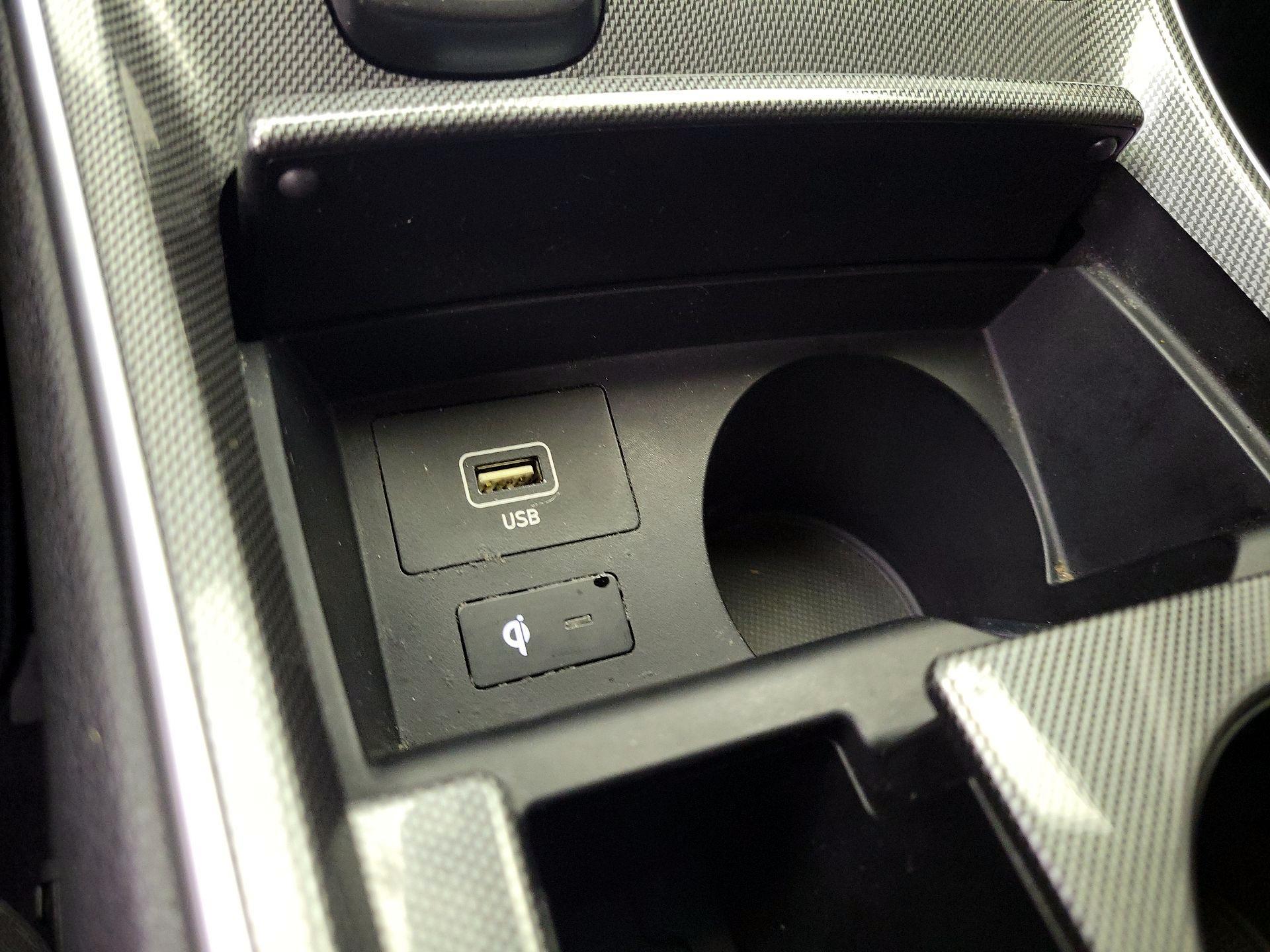 Thumbnail: 2022 Hyundai Santa Fe - 18