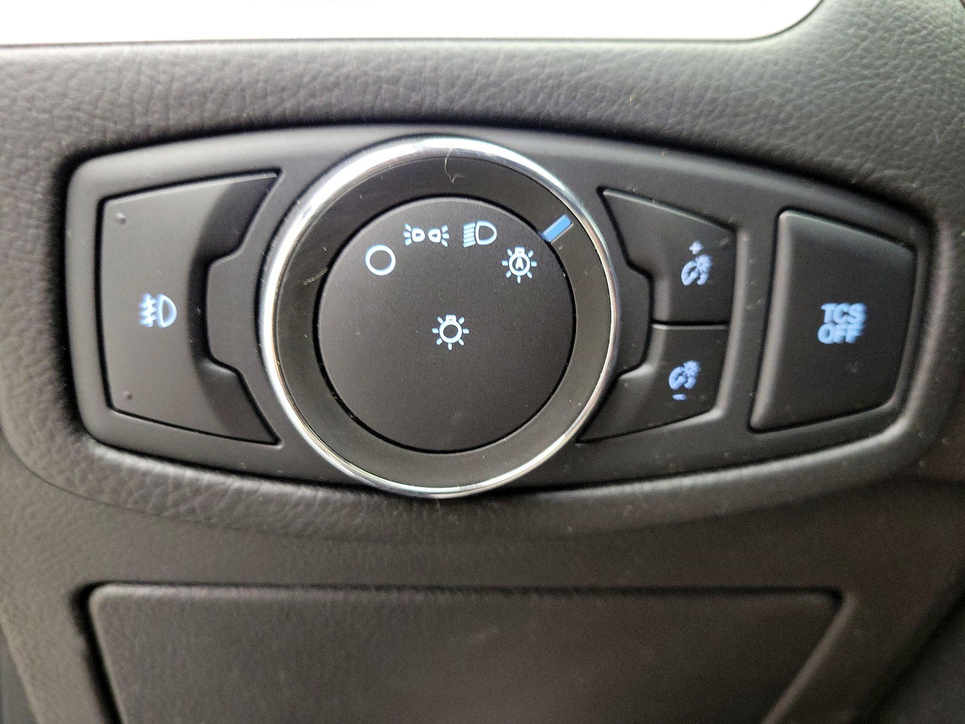 Thumbnail: 2021 Ford Edge - 13