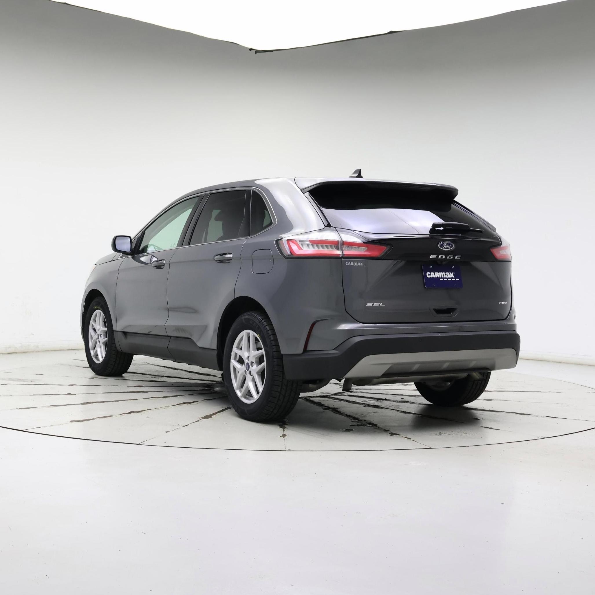 Thumbnail: 2021 Ford Edge - 2