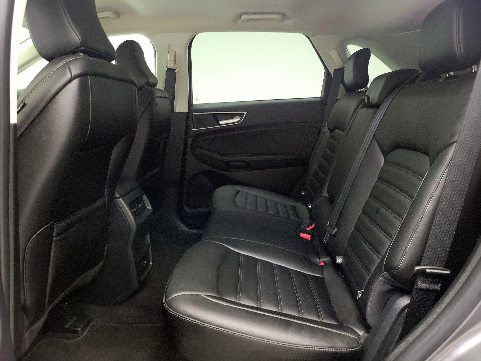 Thumbnail: 2021 Ford Edge - 20