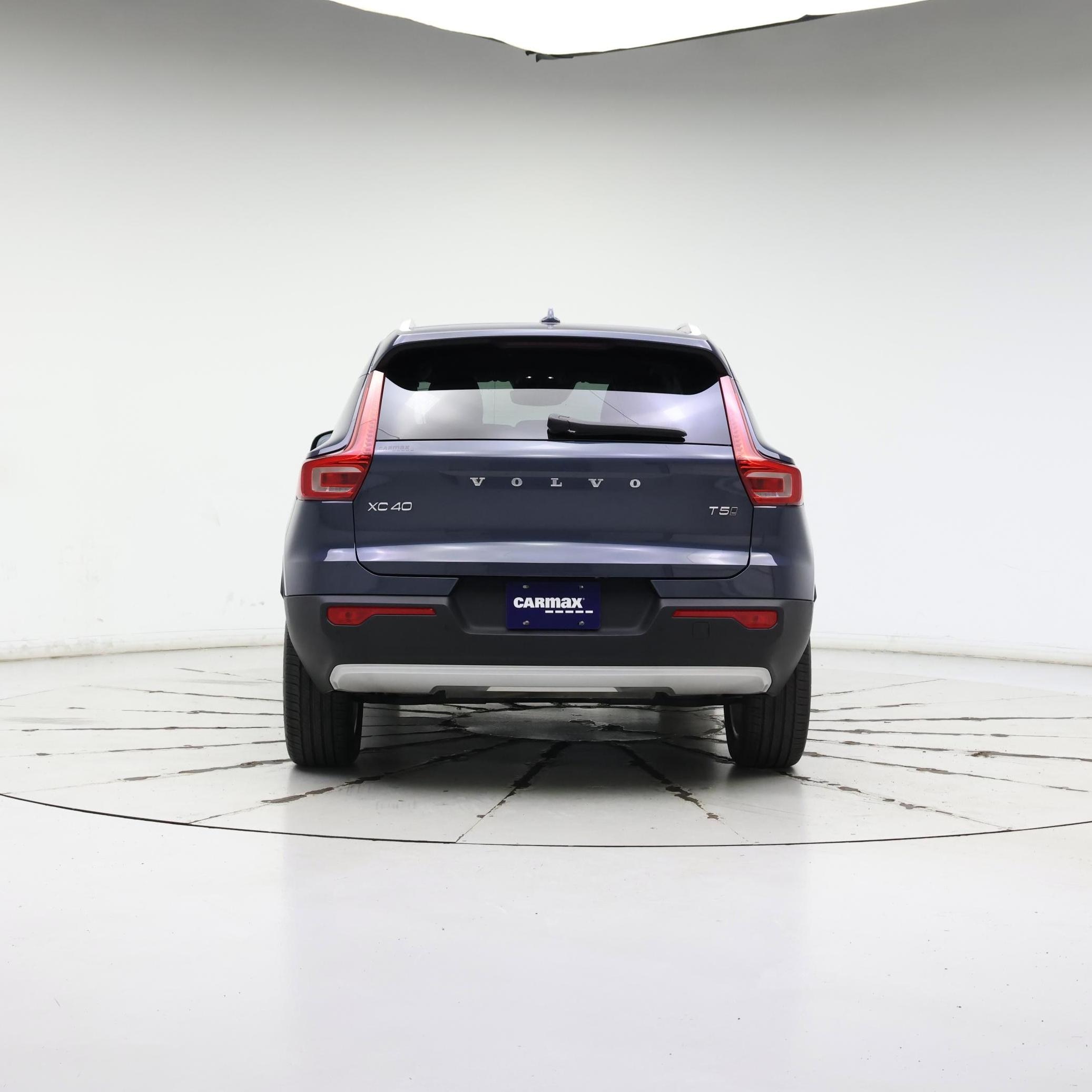 Thumbnail: 2022 Volvo XC40 - 6
