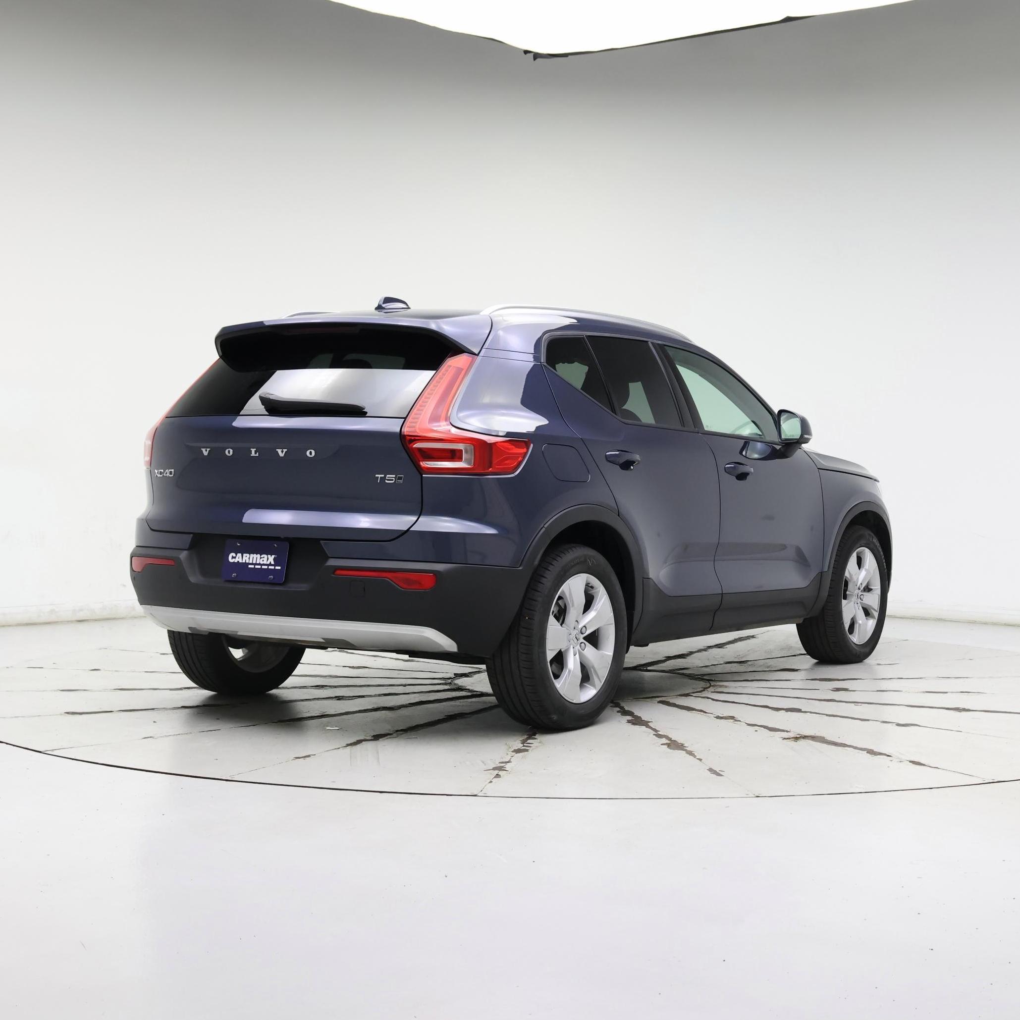 Thumbnail: 2022 Volvo XC40 - 8