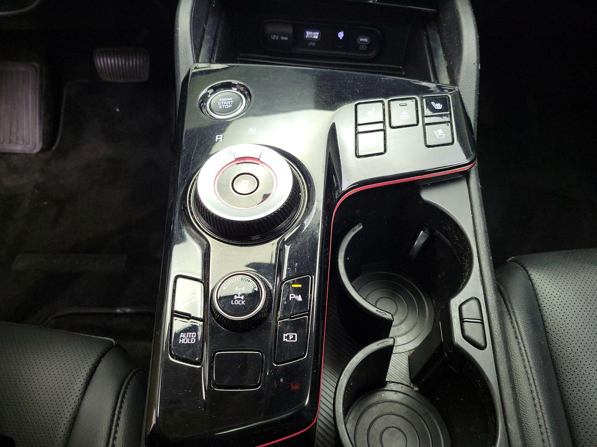 Thumbnail: 2023 Kia Sportage - 18