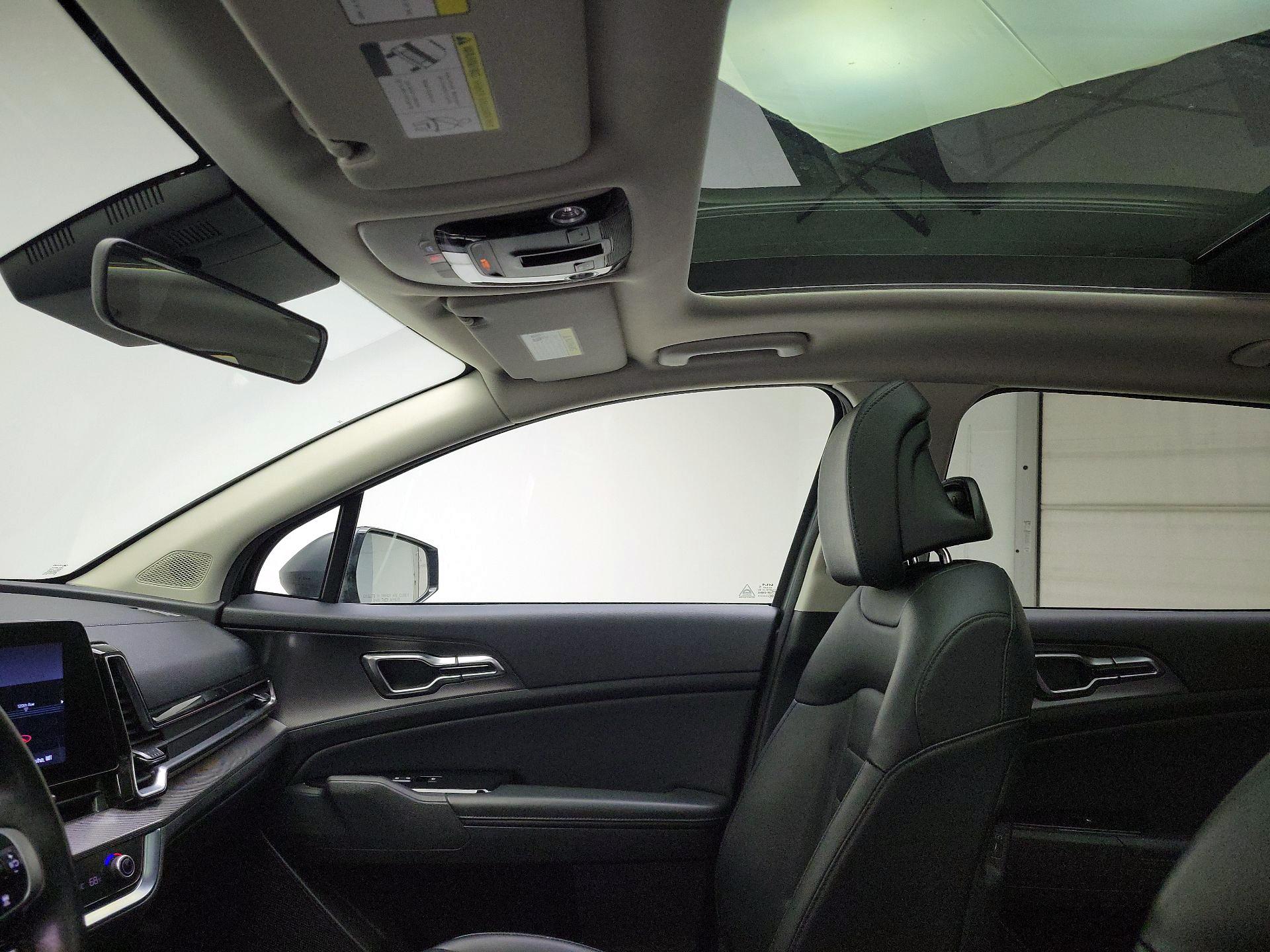 Thumbnail: 2023 Kia Sportage - 20