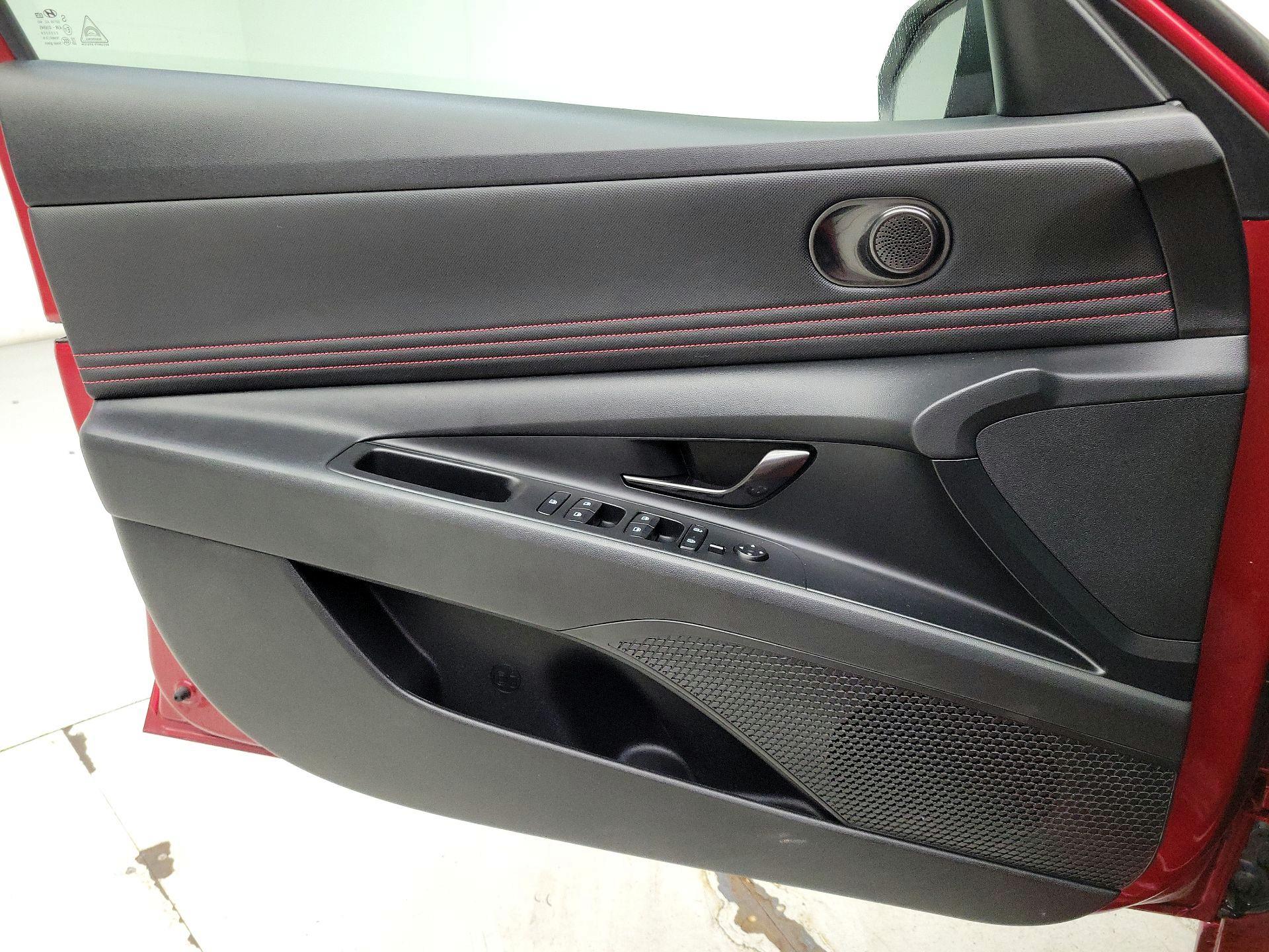 Thumbnail: 2023 Hyundai Elantra - 12