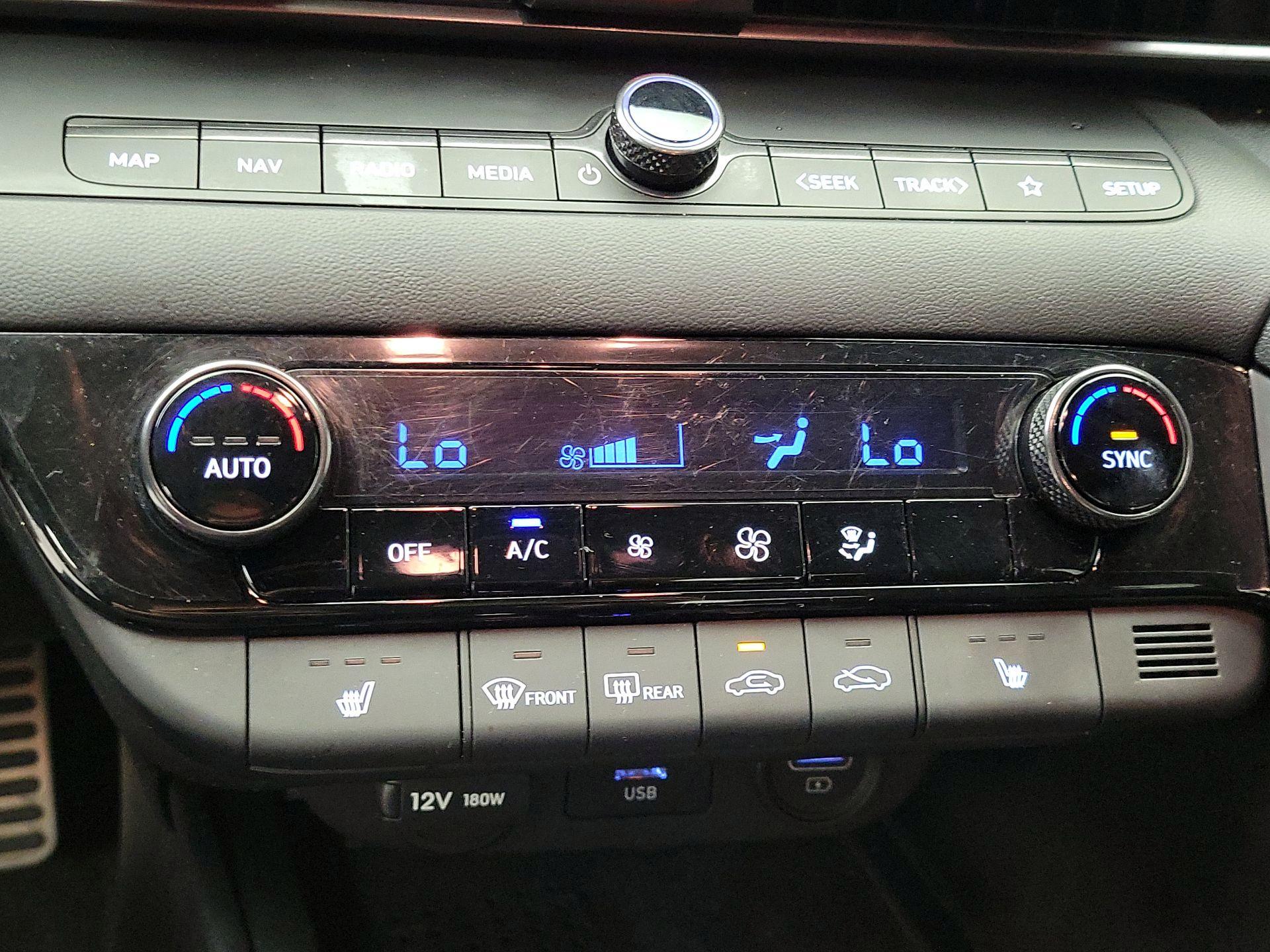 Thumbnail: 2023 Hyundai Elantra - 17