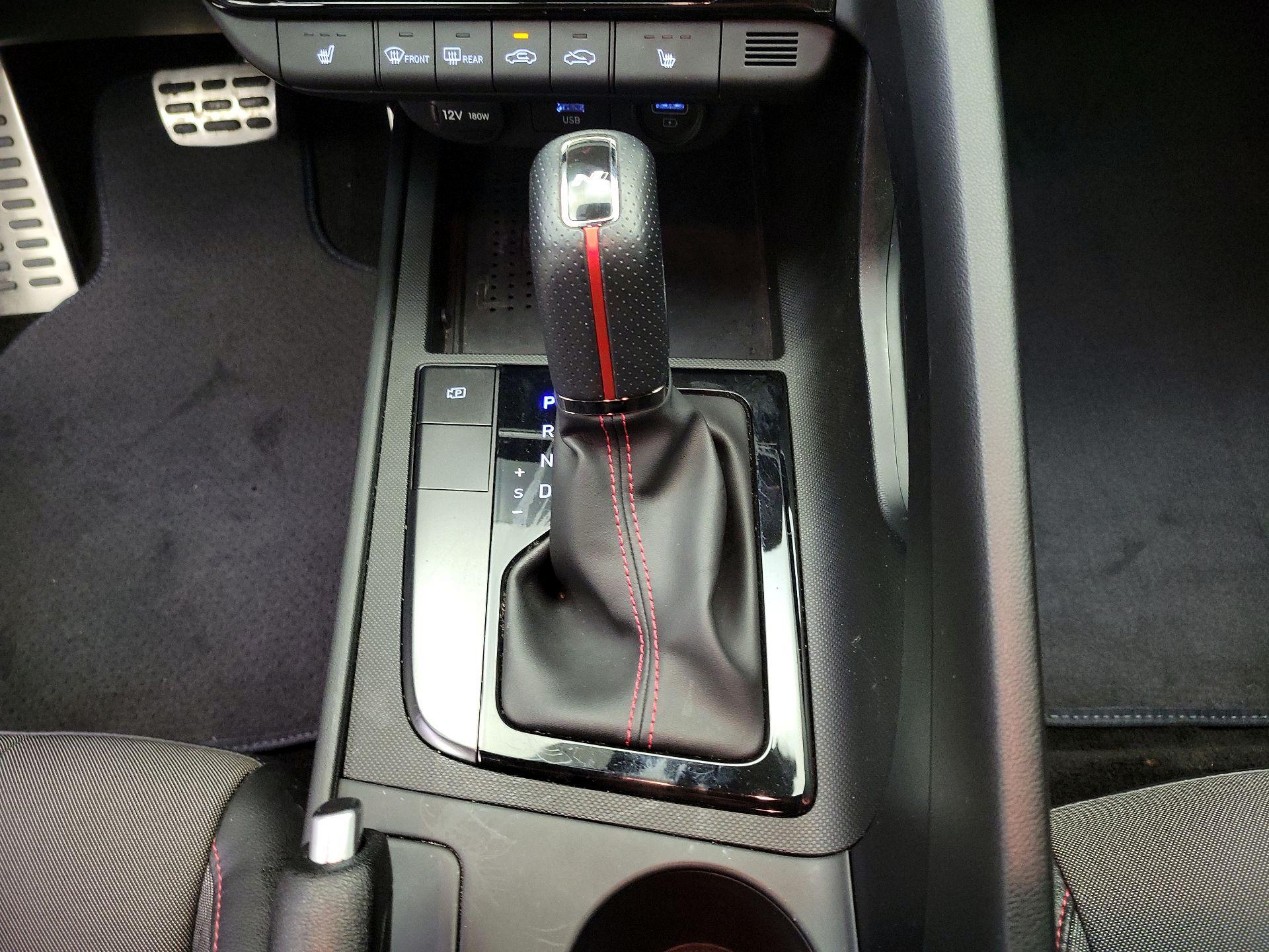 Thumbnail: 2023 Hyundai Elantra - 18