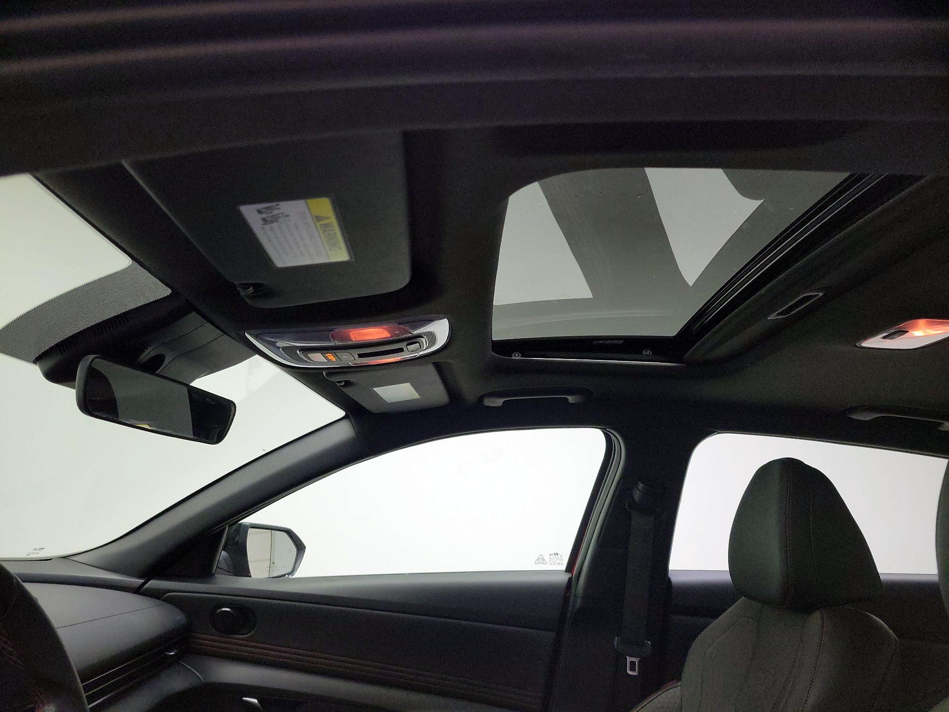 Thumbnail: 2023 Hyundai Elantra - 20