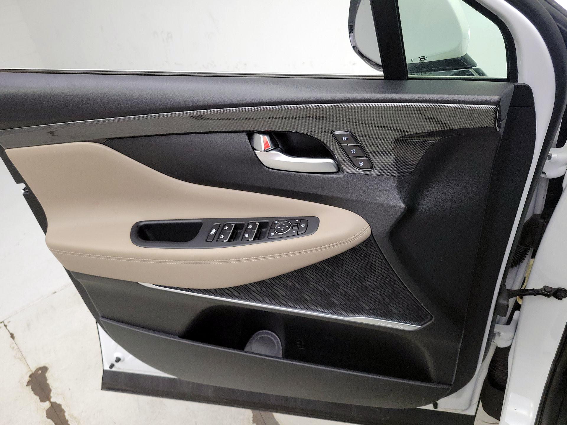 Thumbnail: 2022 Hyundai Santa Fe - 12