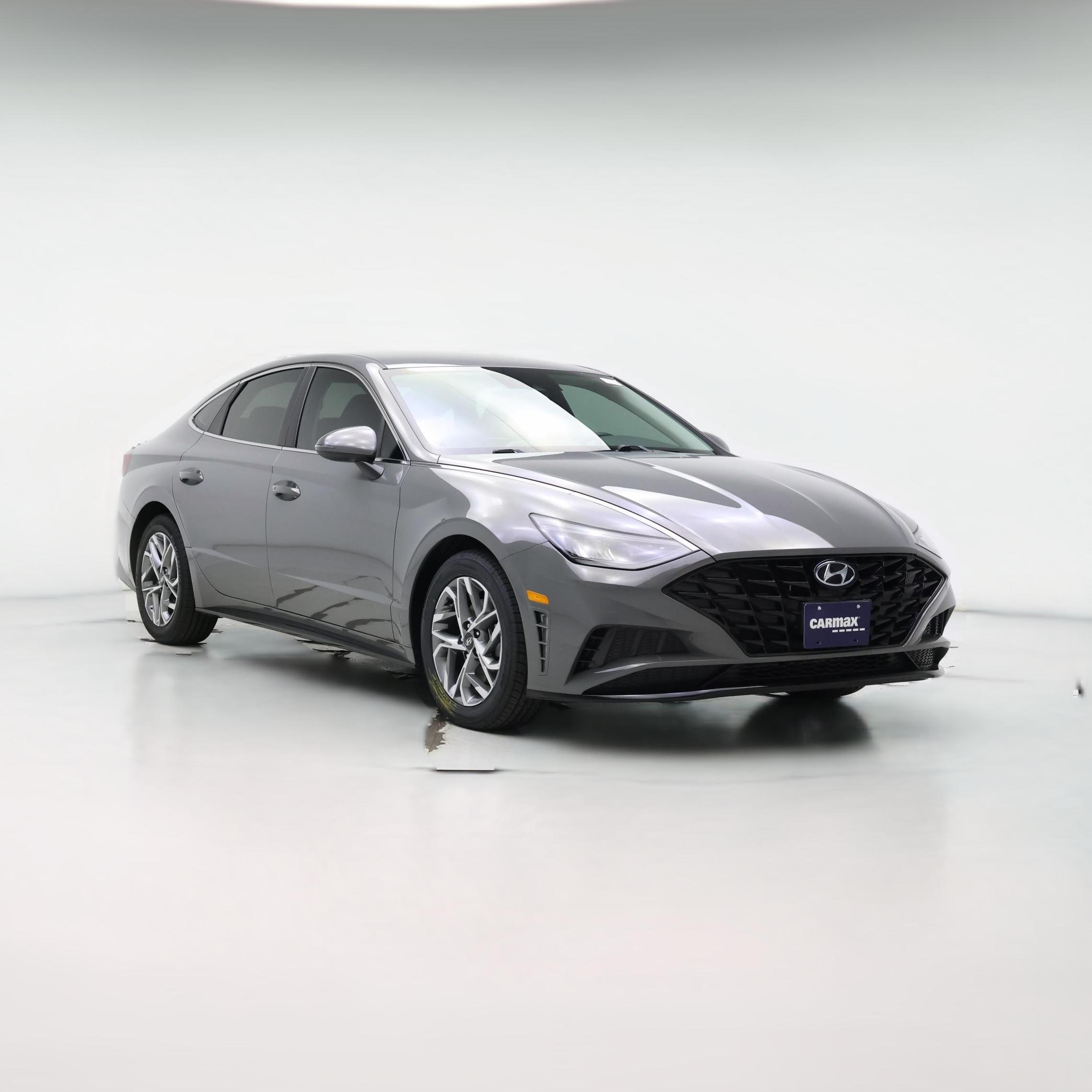 Thumbnail: 2022 Hyundai Sonata - 1