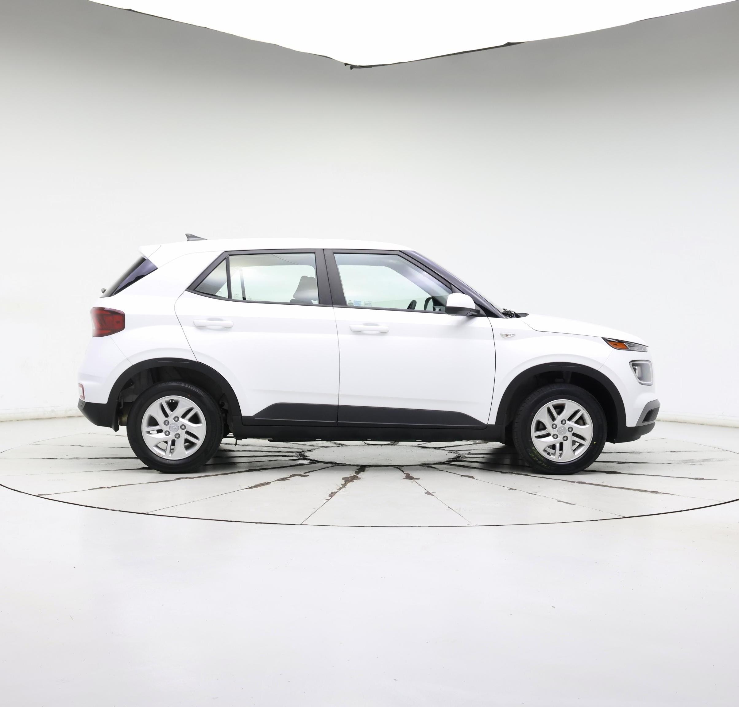 Thumbnail: 2021 Hyundai Venue - 7