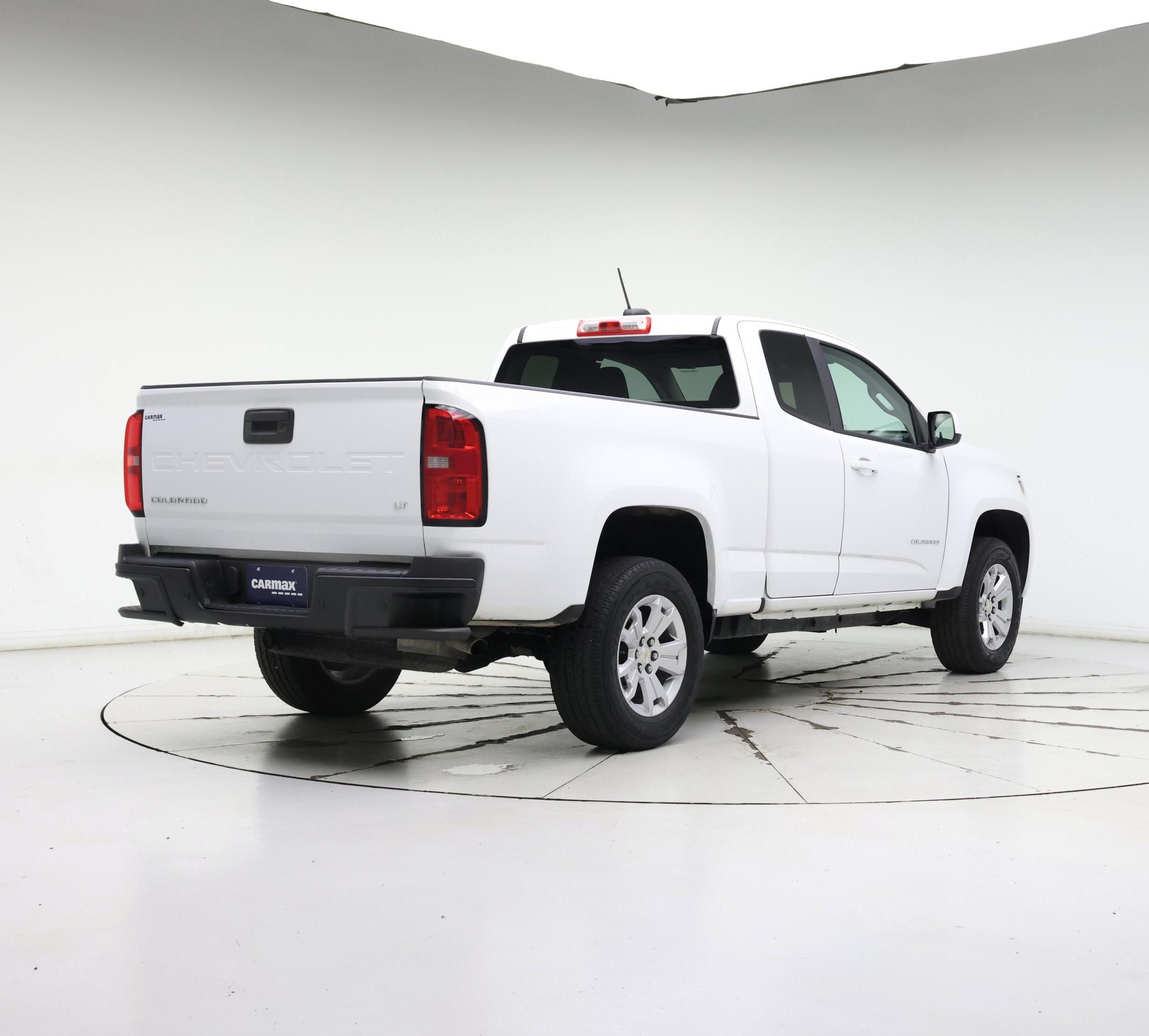 Thumbnail: 2022 Chevrolet Colorado - 8