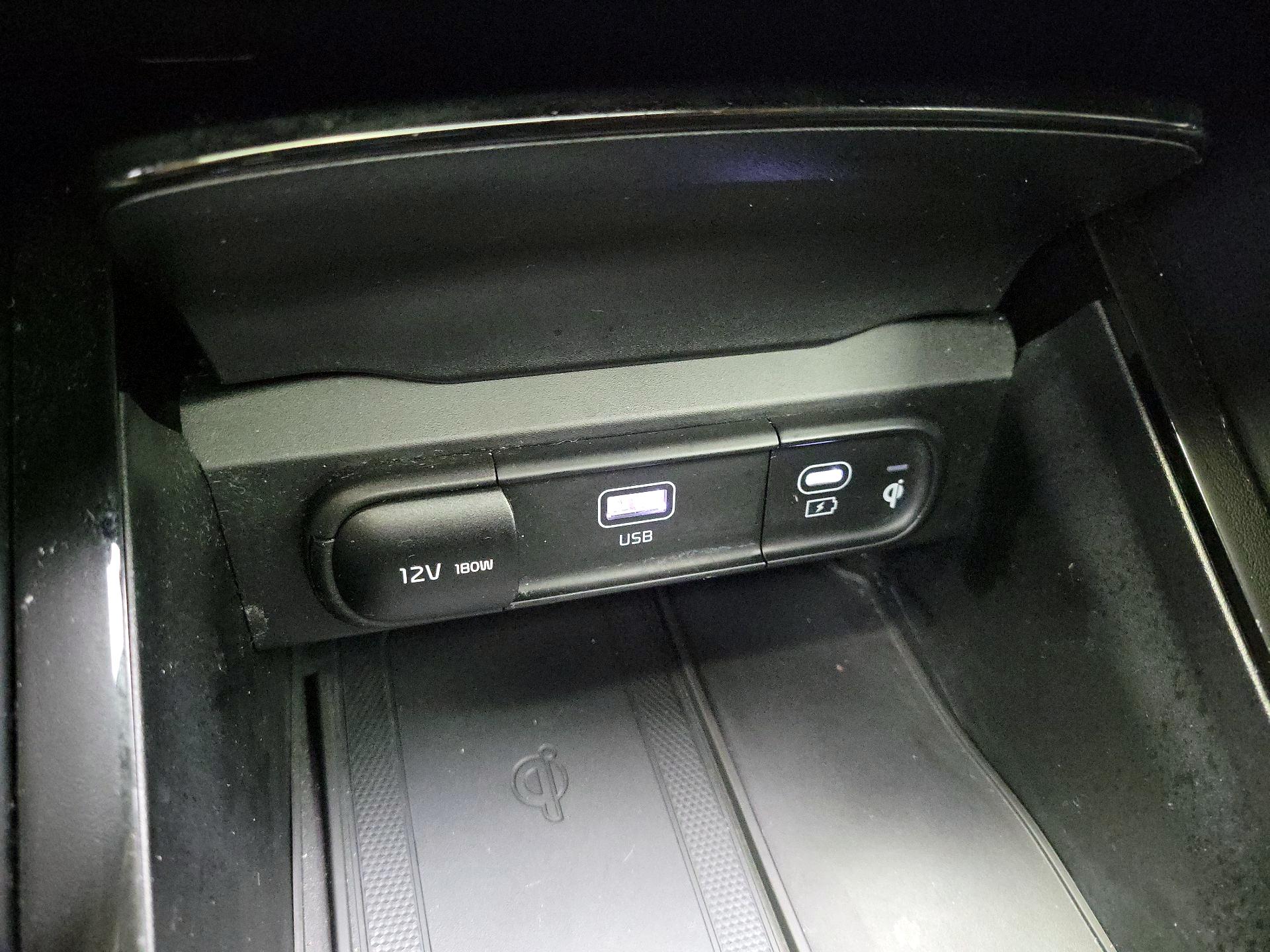 Thumbnail: 2023 Kia Telluride - 19