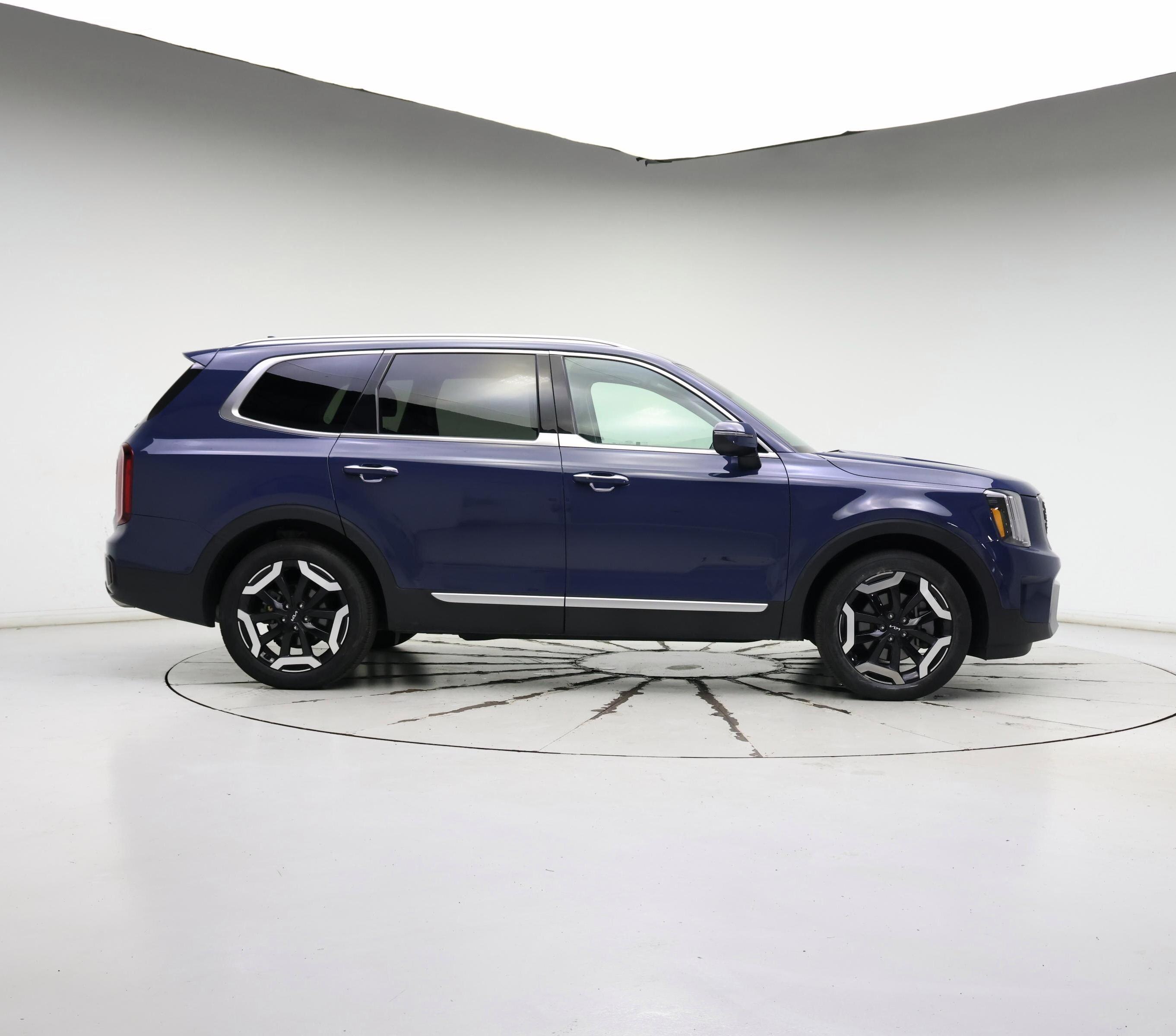 Thumbnail: 2023 Kia Telluride - 7