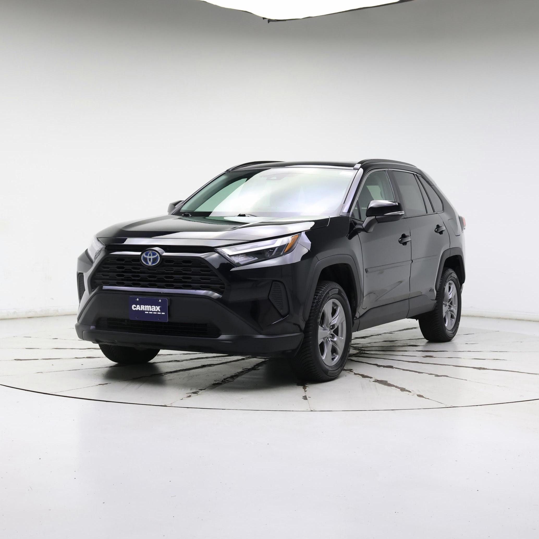 Thumbnail: 2022 Toyota RAV4 - 4