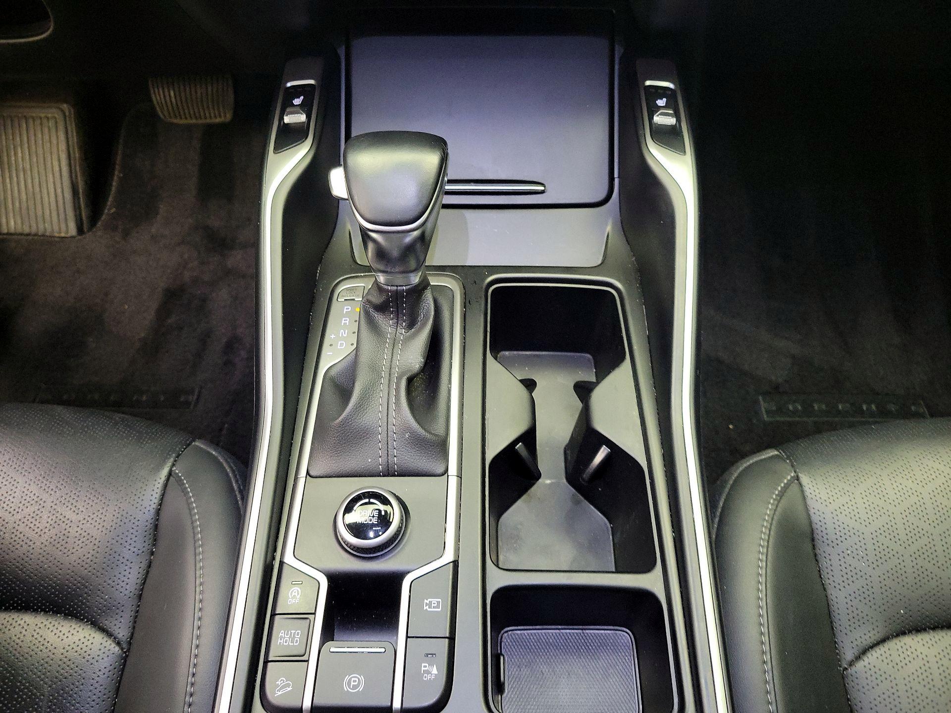 Thumbnail: 2022 Kia Sorento - 18