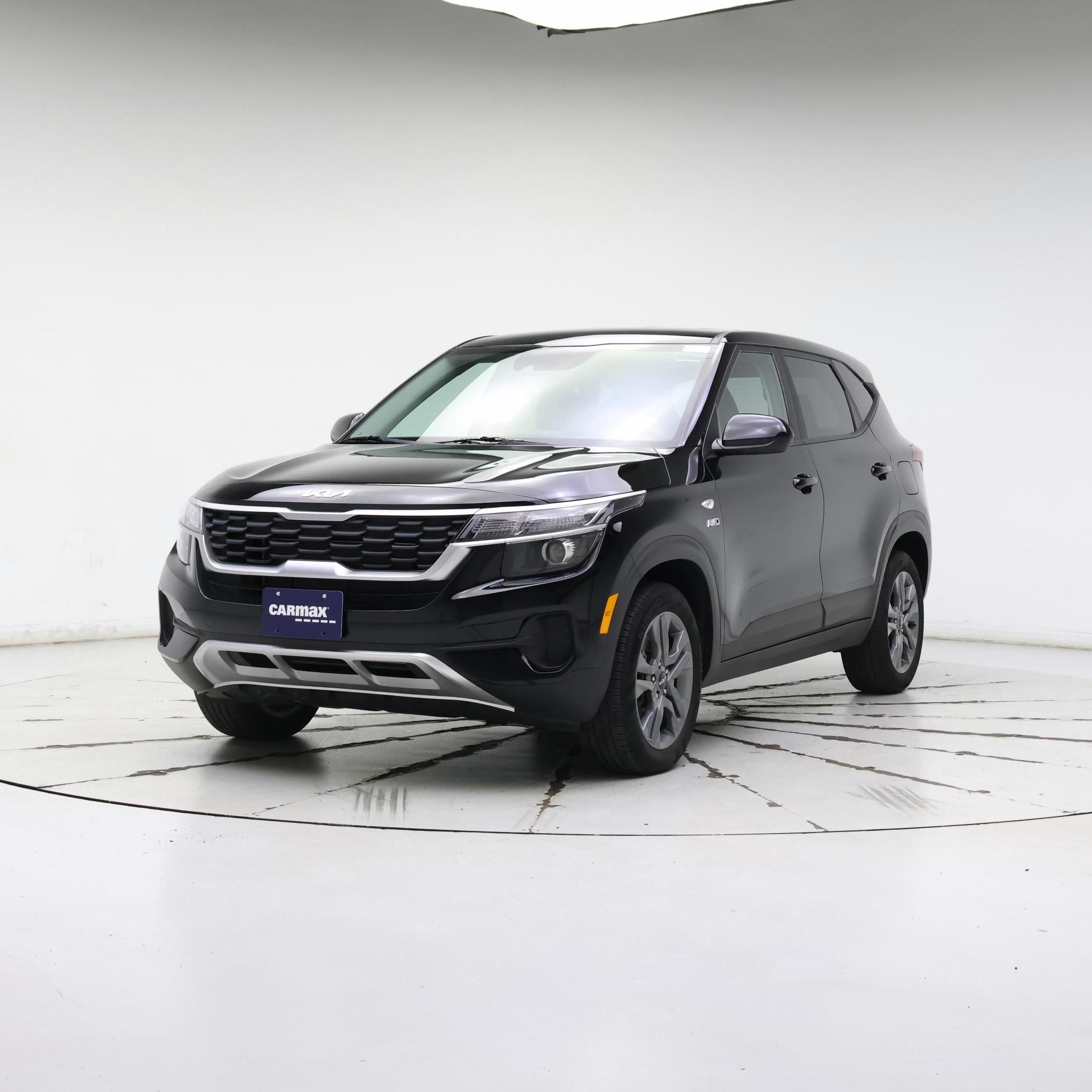 Thumbnail: 2022 Kia Seltos - 4