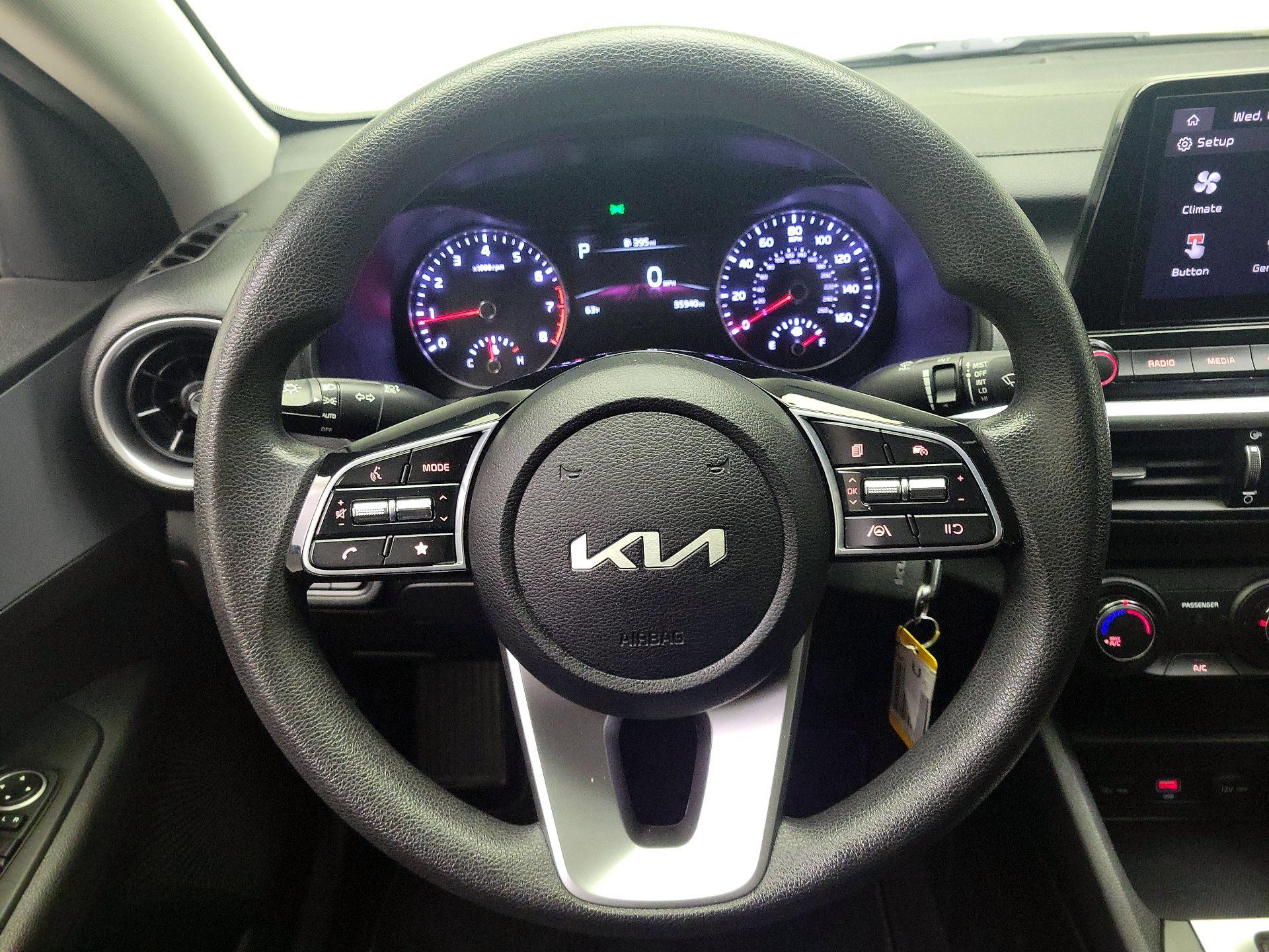 Thumbnail: 2023 Kia Forte - 10