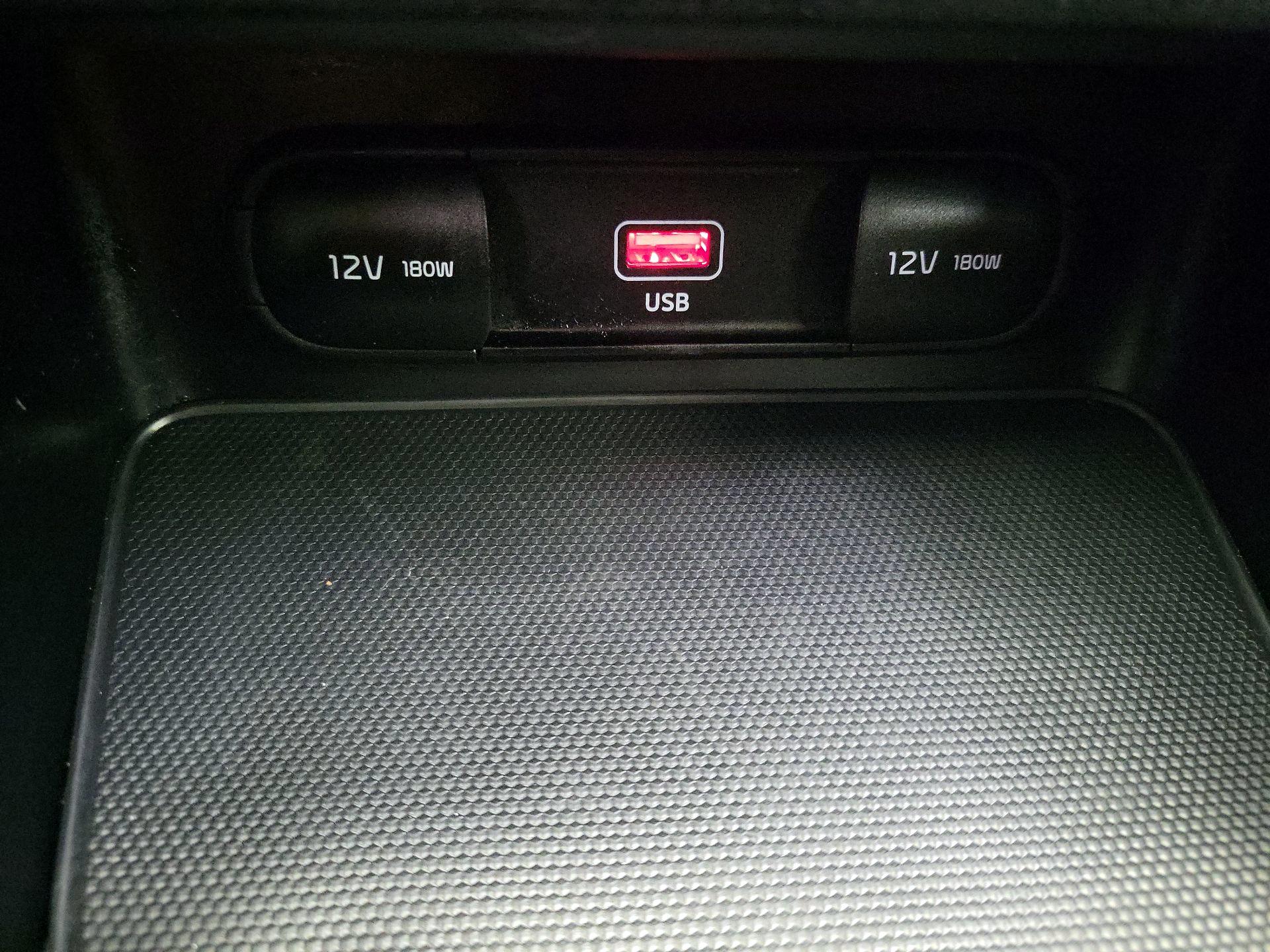 Thumbnail: 2023 Kia Forte - 18