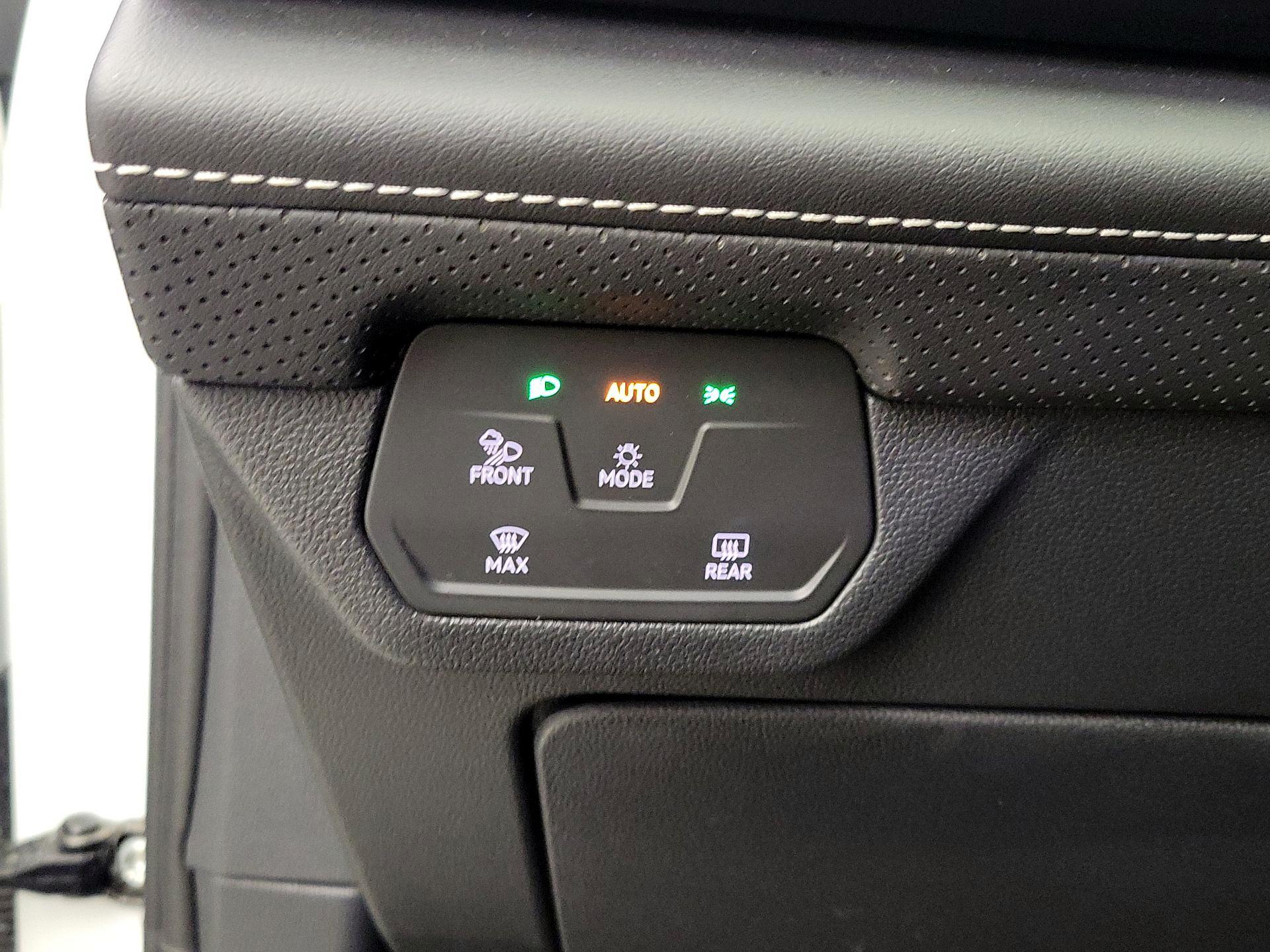 Thumbnail: 2024 Volkswagen Atlas - 13