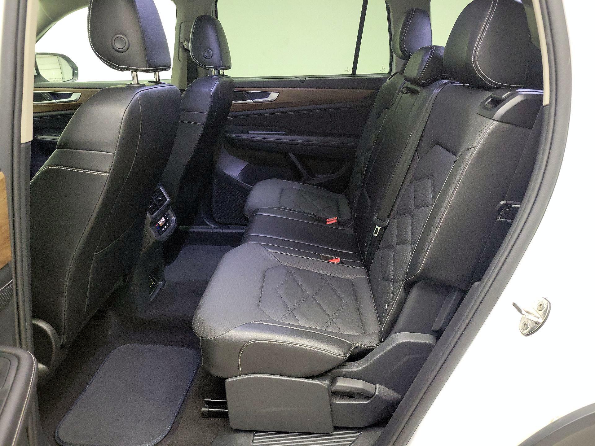 Thumbnail: 2024 Volkswagen Atlas - 19