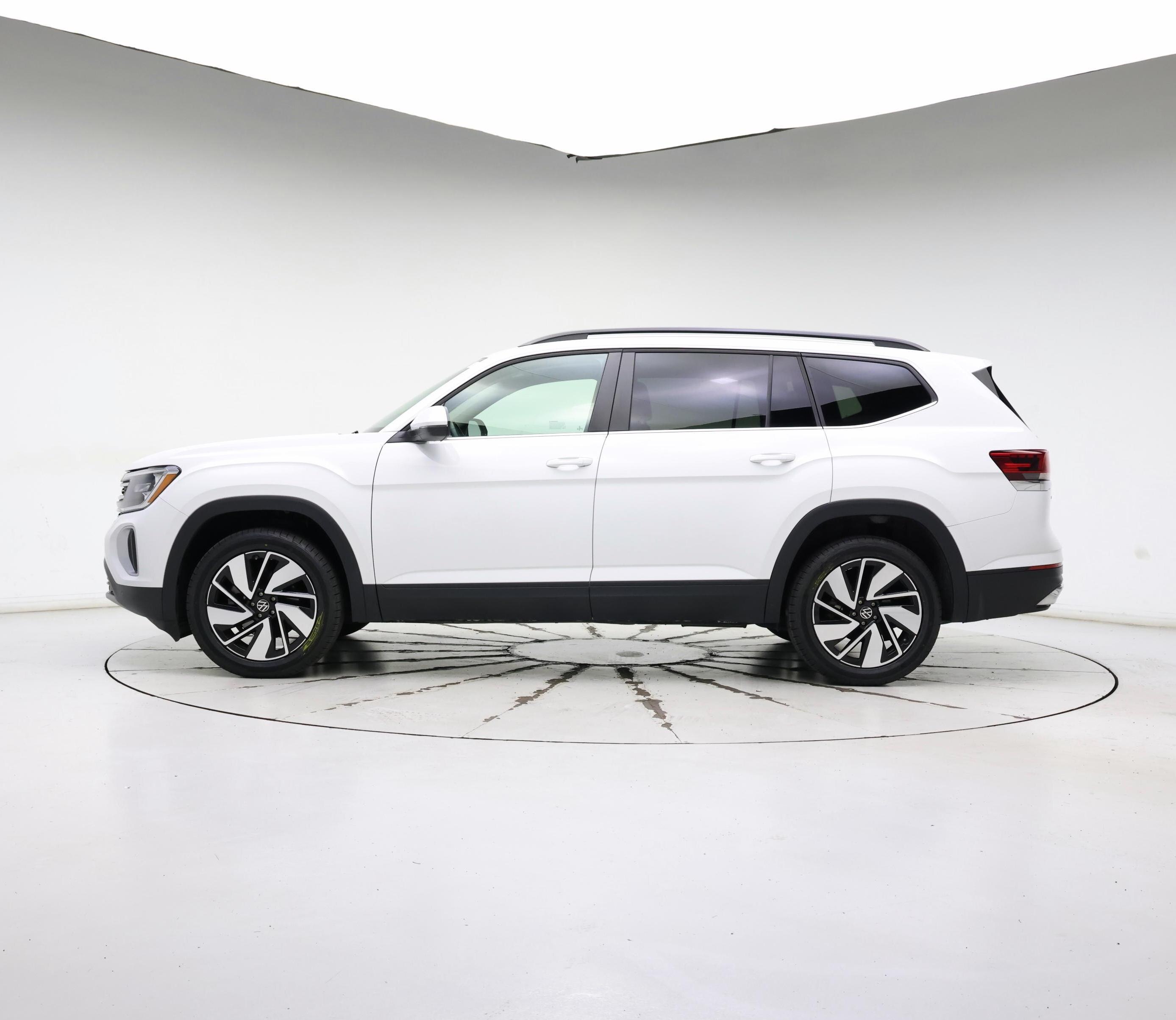 Thumbnail: 2024 Volkswagen Atlas - 3