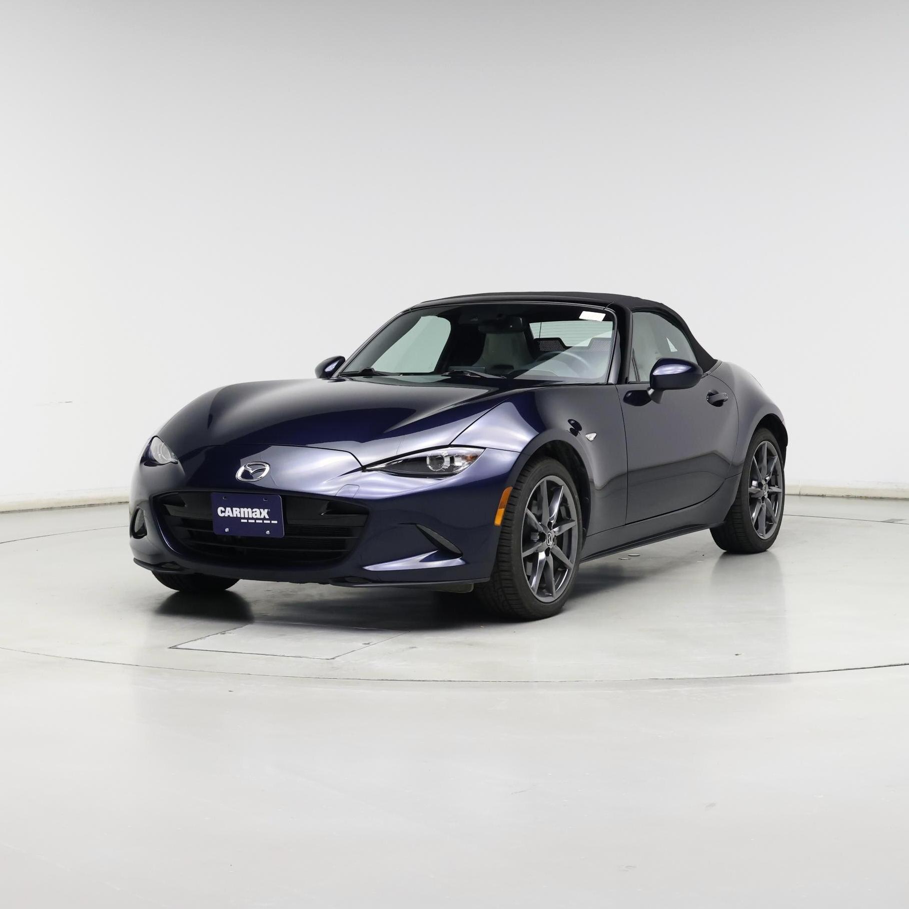 Thumbnail: 2021 Mazda MX-5 Miata - 4