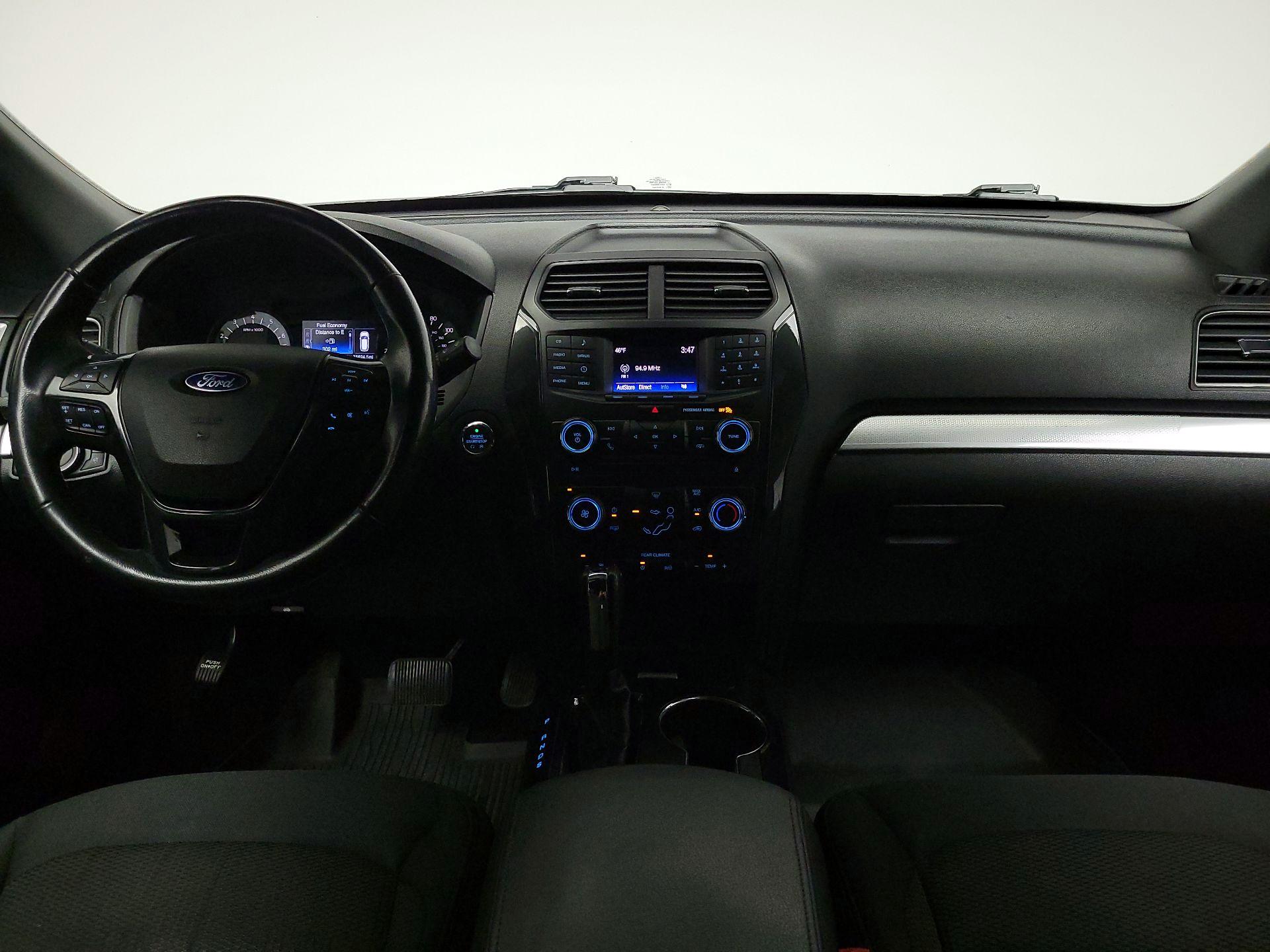 Thumbnail: 2017 Ford Explorer - 9