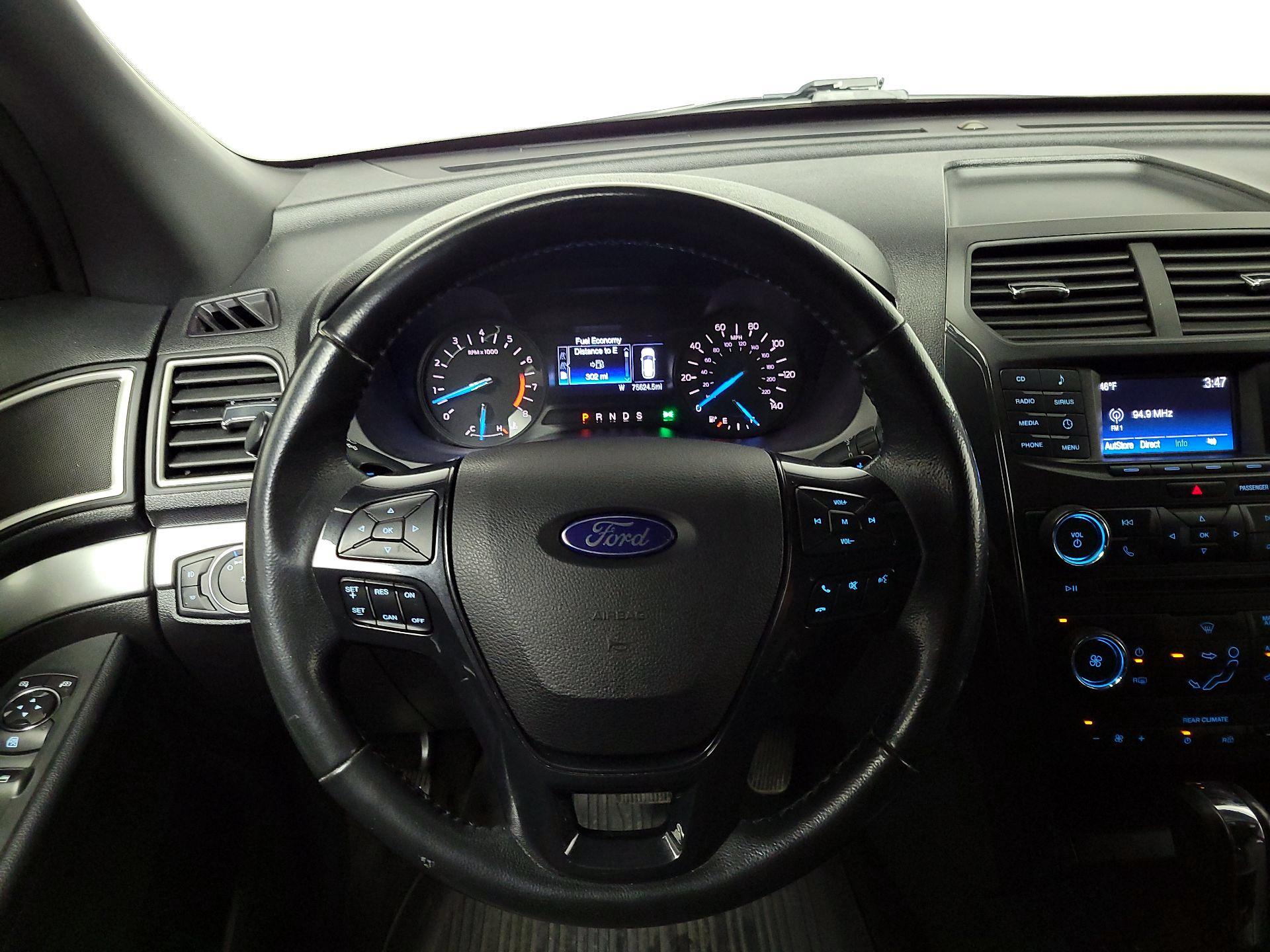 Thumbnail: 2017 Ford Explorer - 10