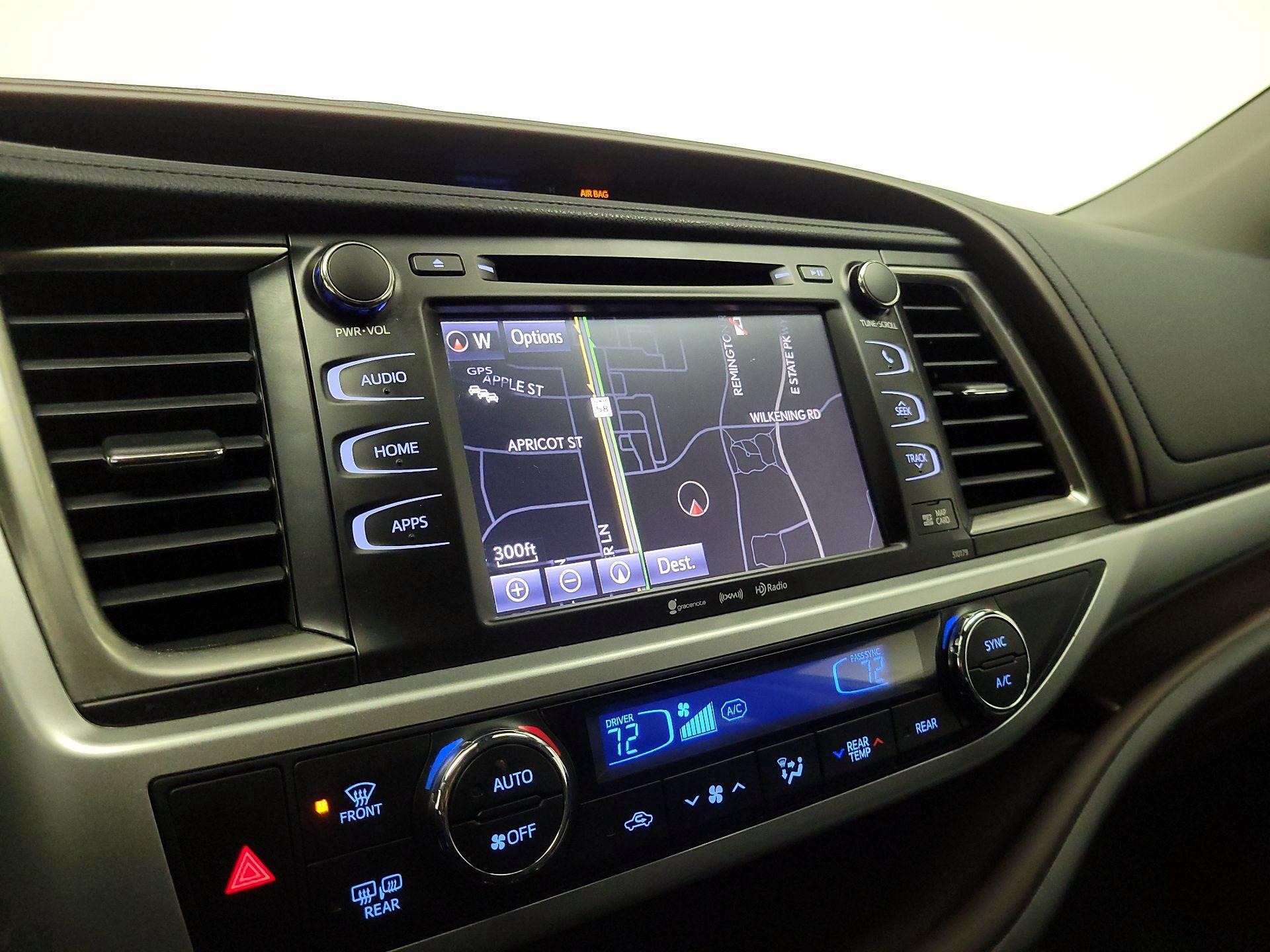 Thumbnail: 2018 Toyota Highlander - 14