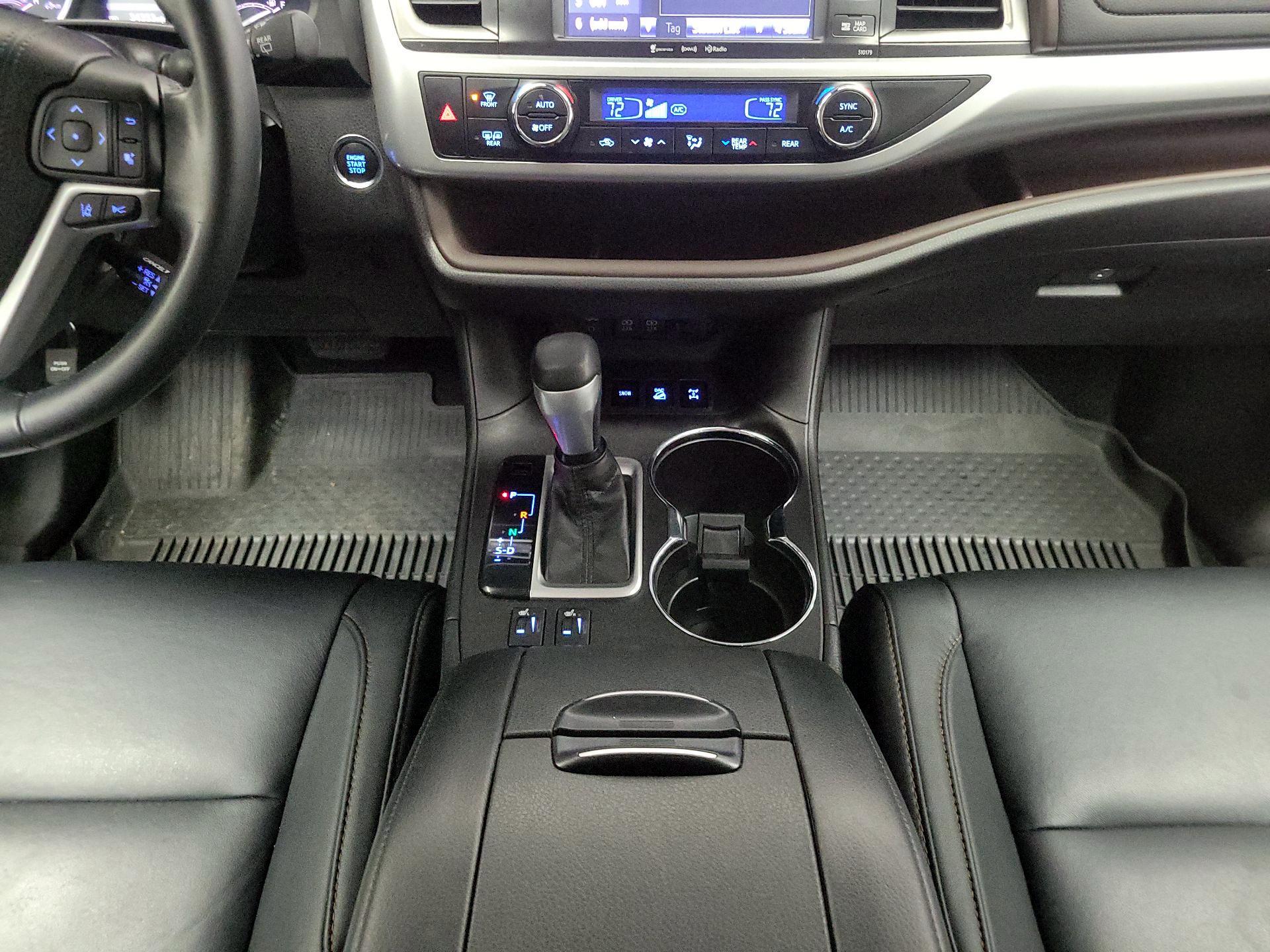 Thumbnail: 2018 Toyota Highlander - 18