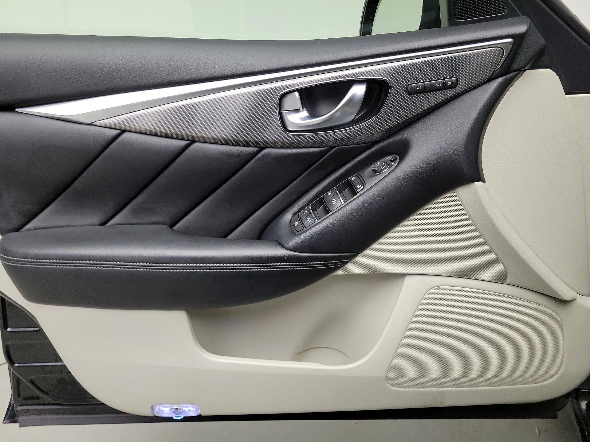 Thumbnail: 2016 INFINITI  - 12