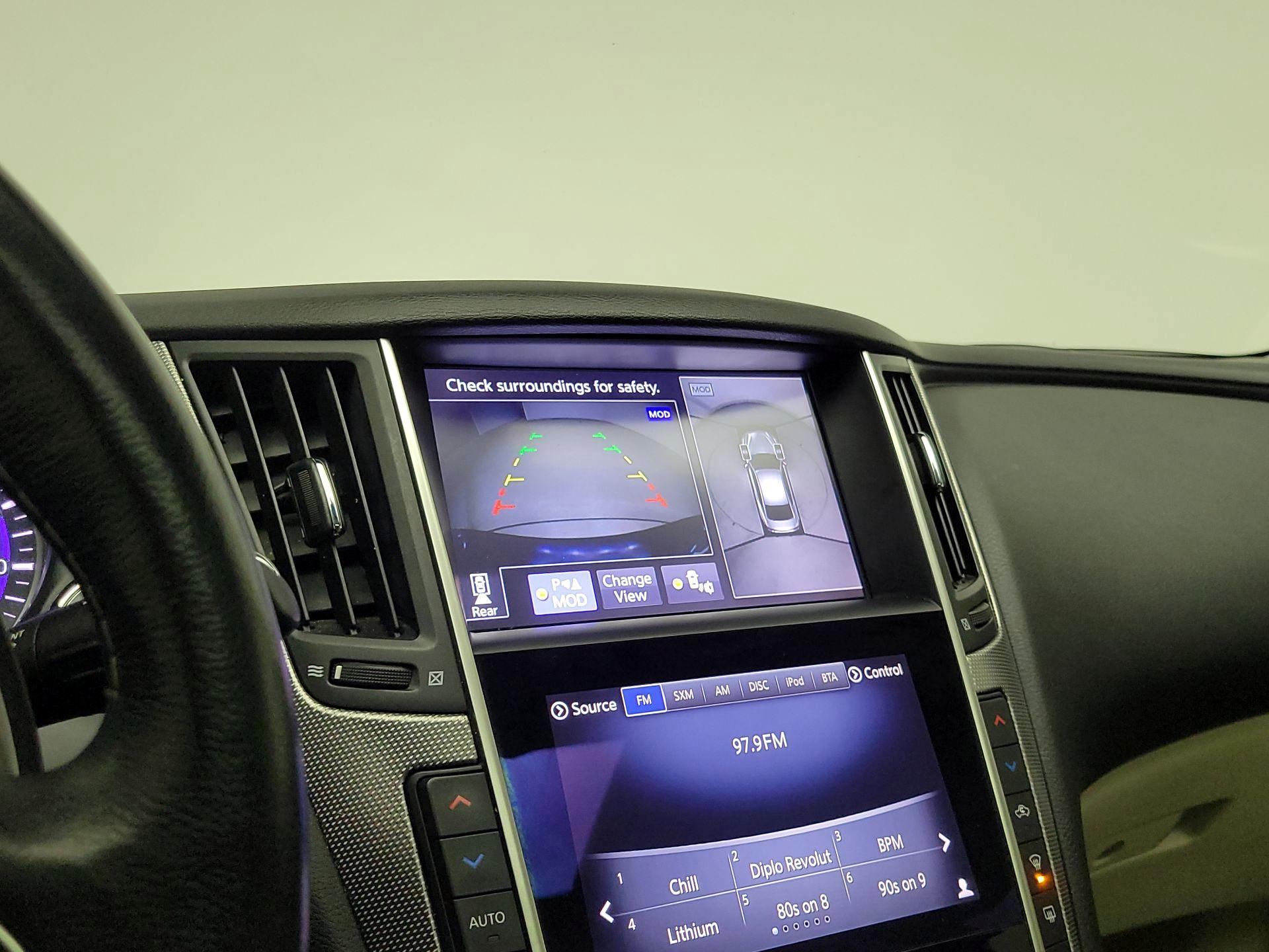 Thumbnail: 2016 INFINITI  - 15