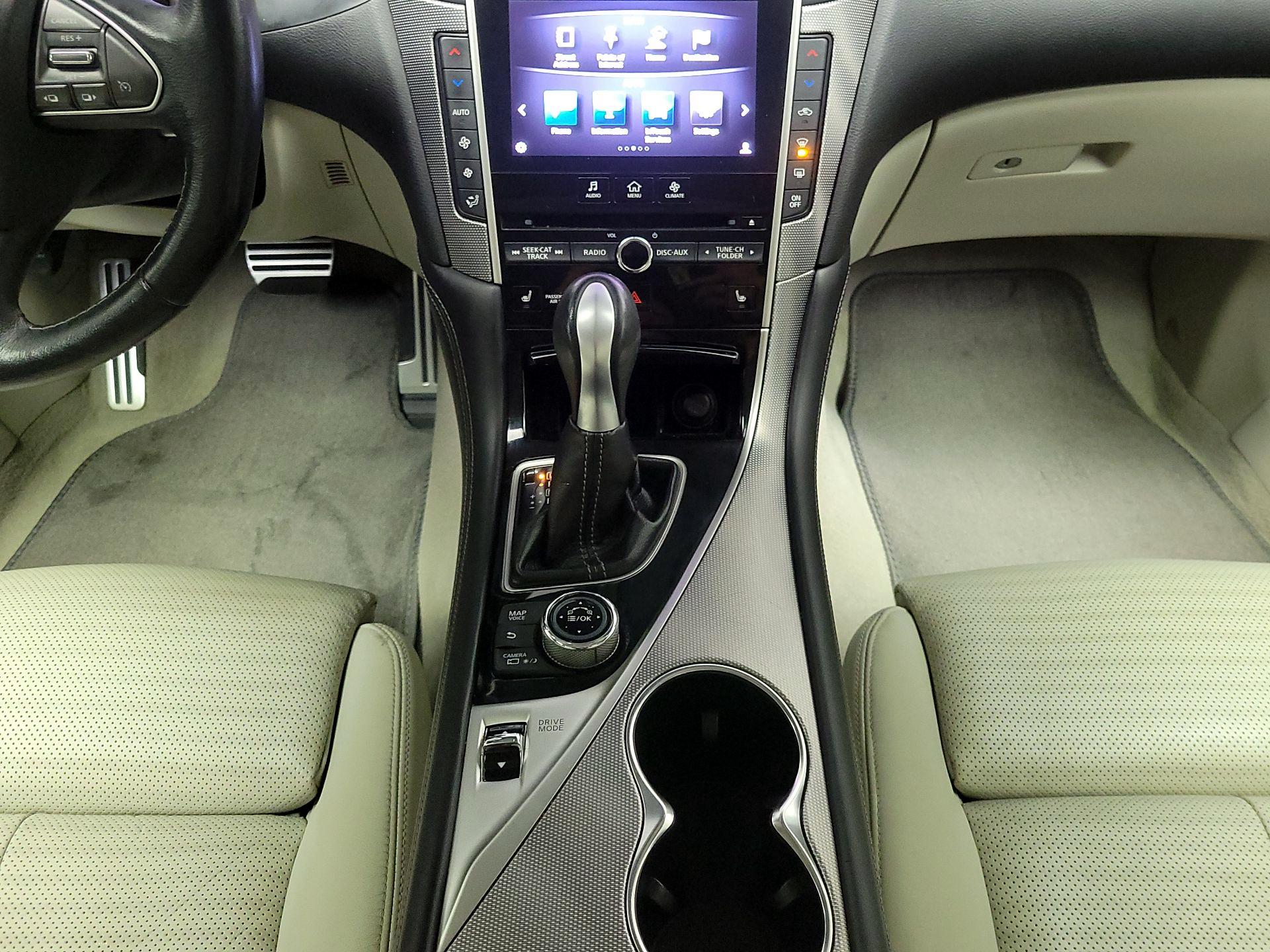 Thumbnail: 2016 INFINITI  - 18