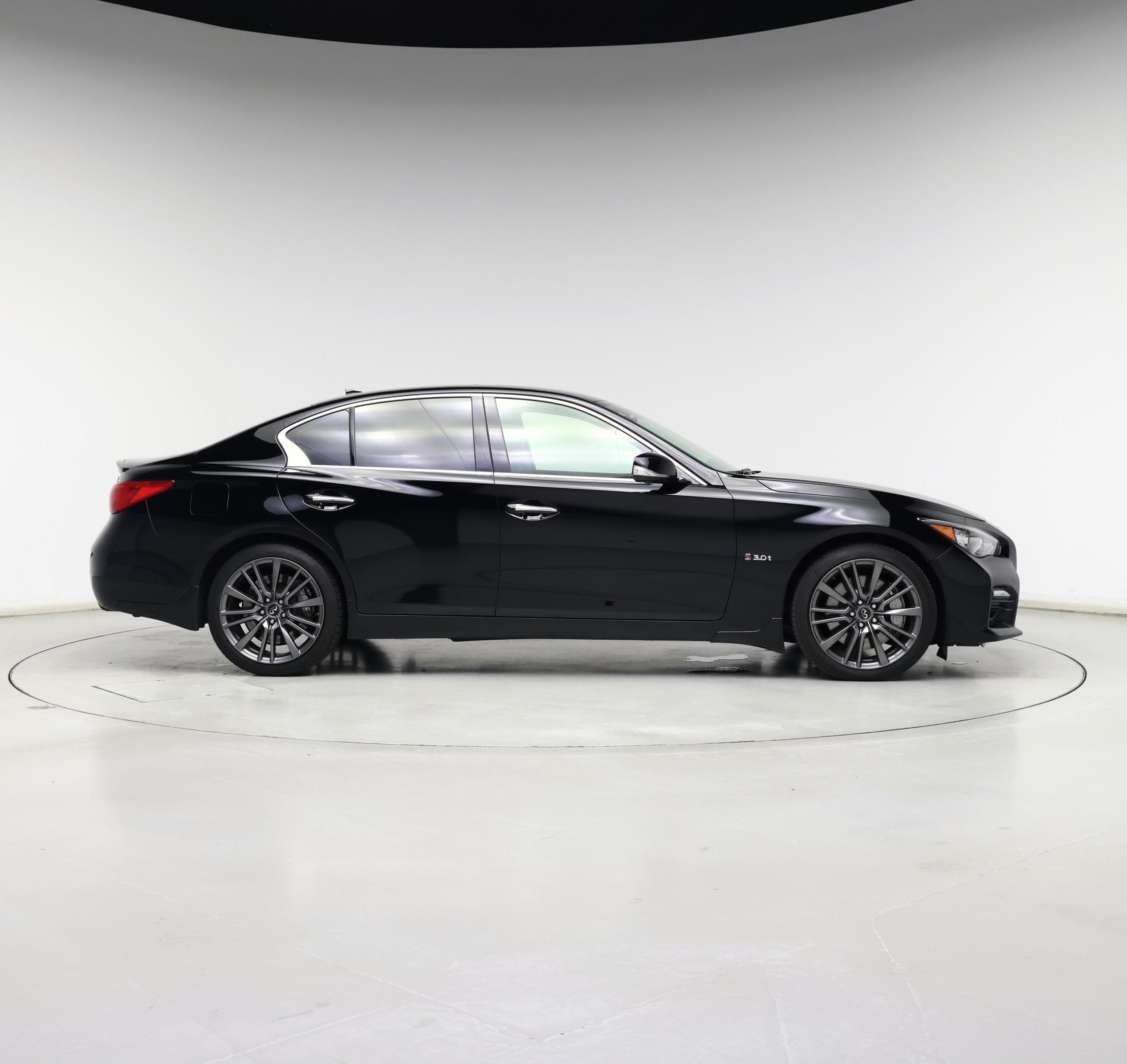 Thumbnail: 2016 INFINITI  - 7
