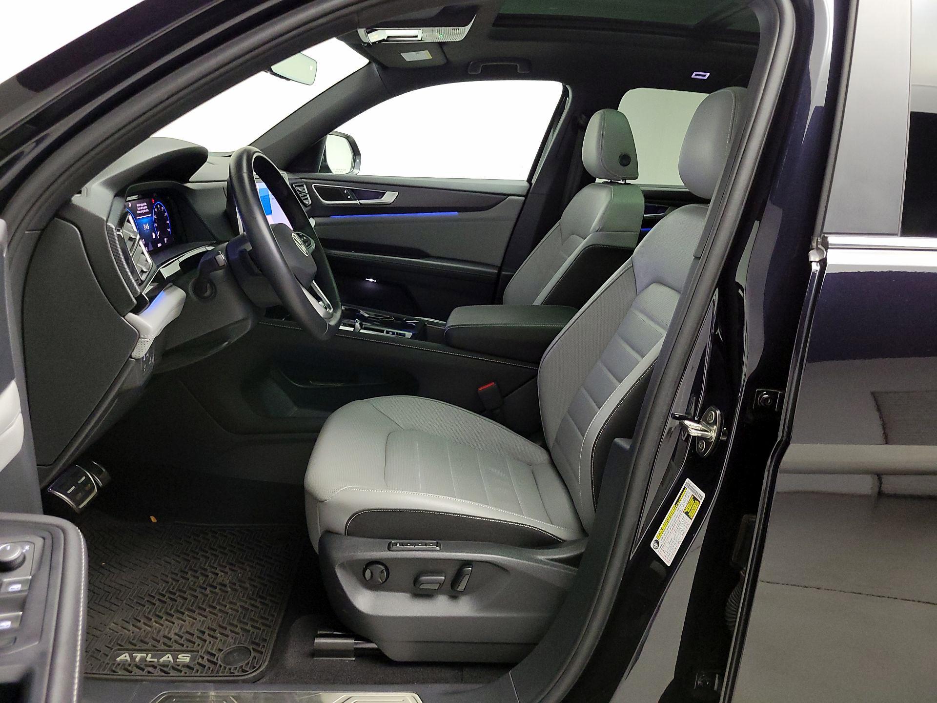Thumbnail: 2024 Volkswagen Atlas - 11