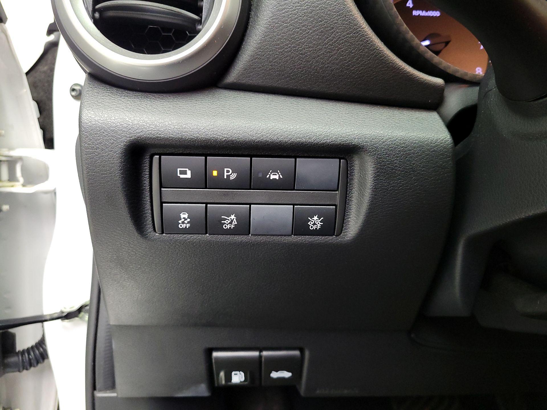 Thumbnail: 2020 Nissan Versa - 13