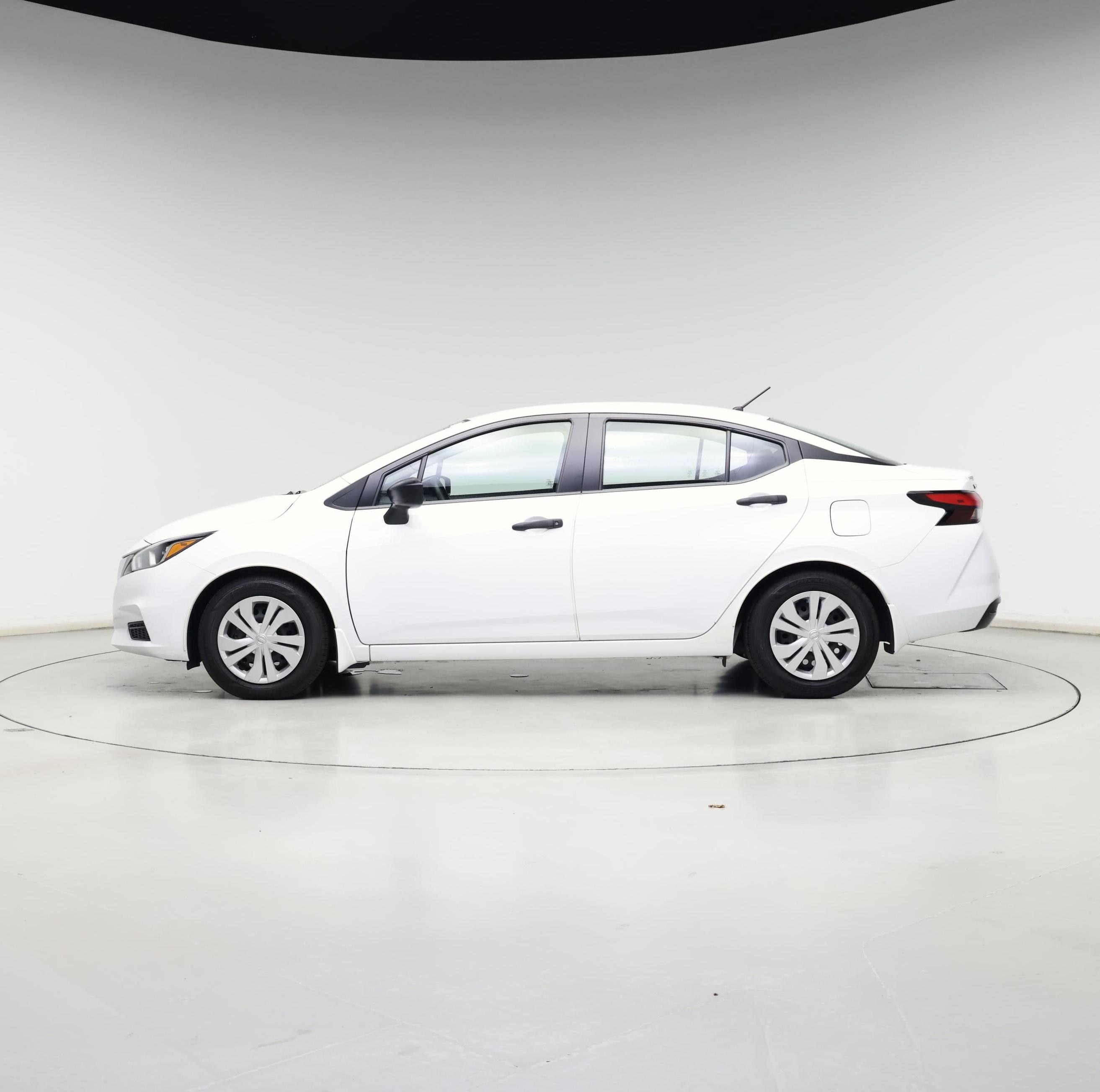 Thumbnail: 2020 Nissan Versa - 3
