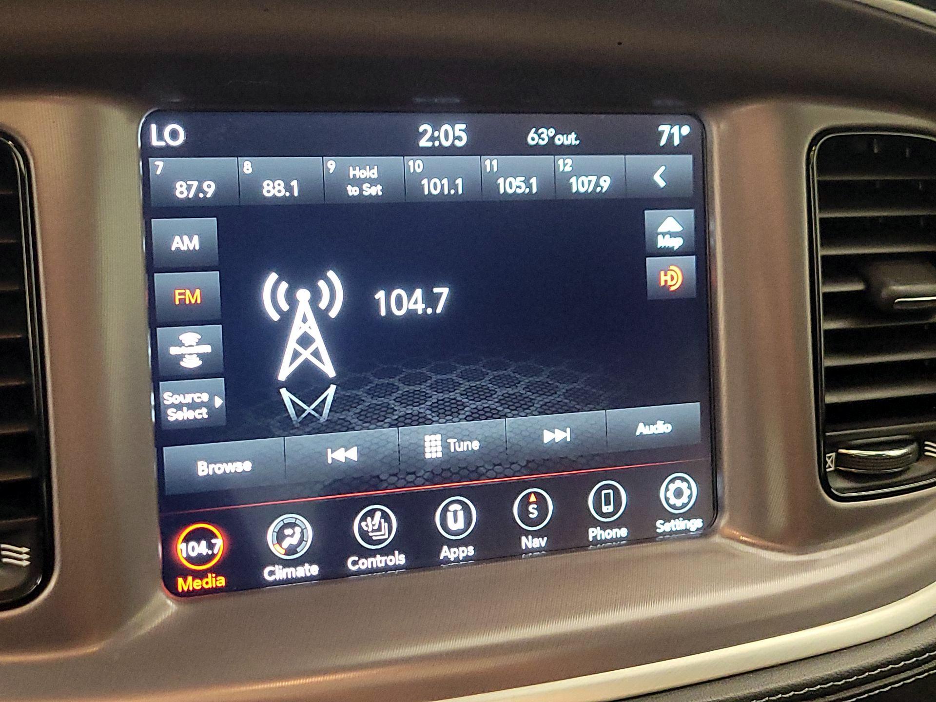 Thumbnail: 2021 Dodge Charger - 16