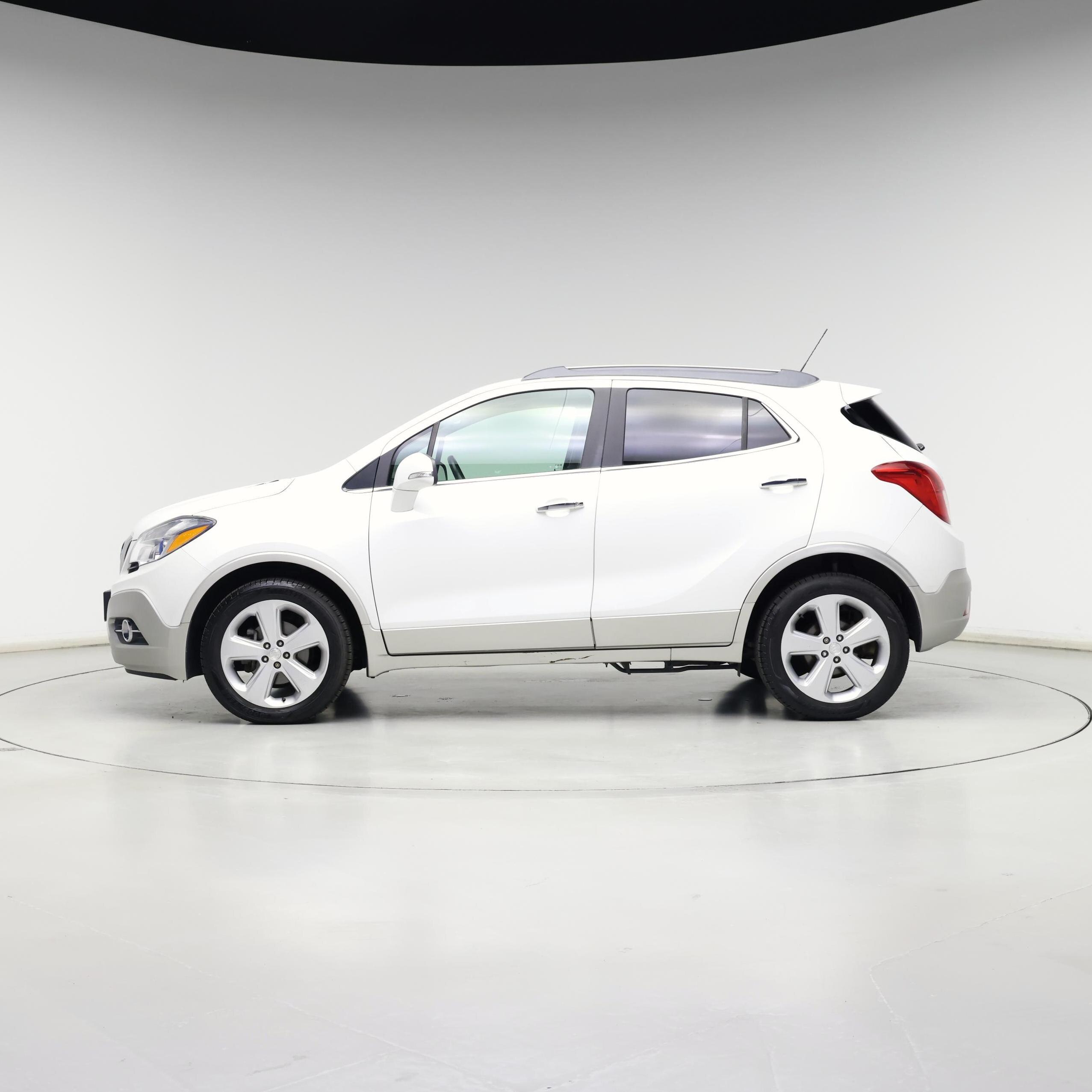 Thumbnail: 2016 Buick Encore - 3