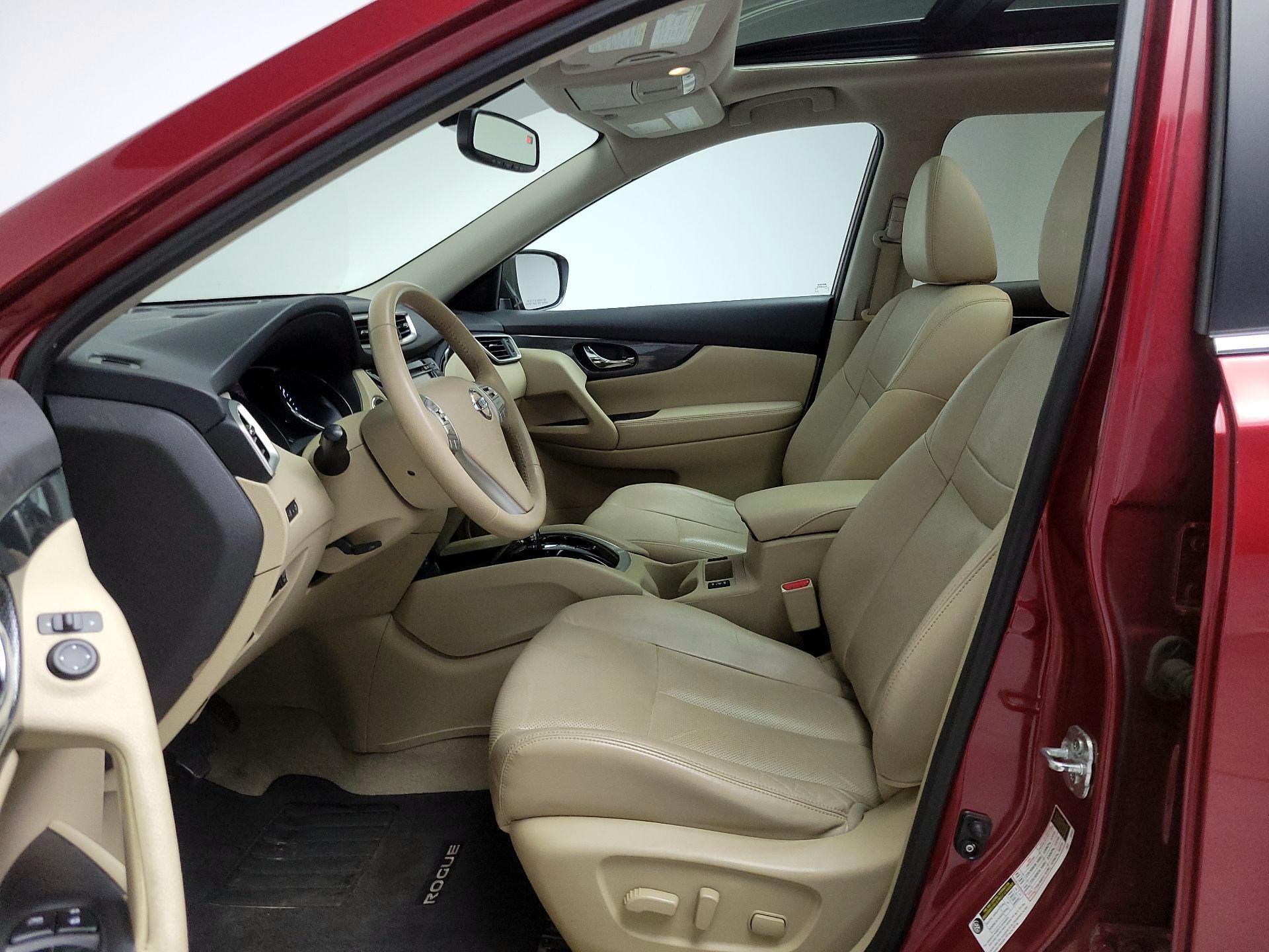 Thumbnail: 2015 Nissan Rogue - 11