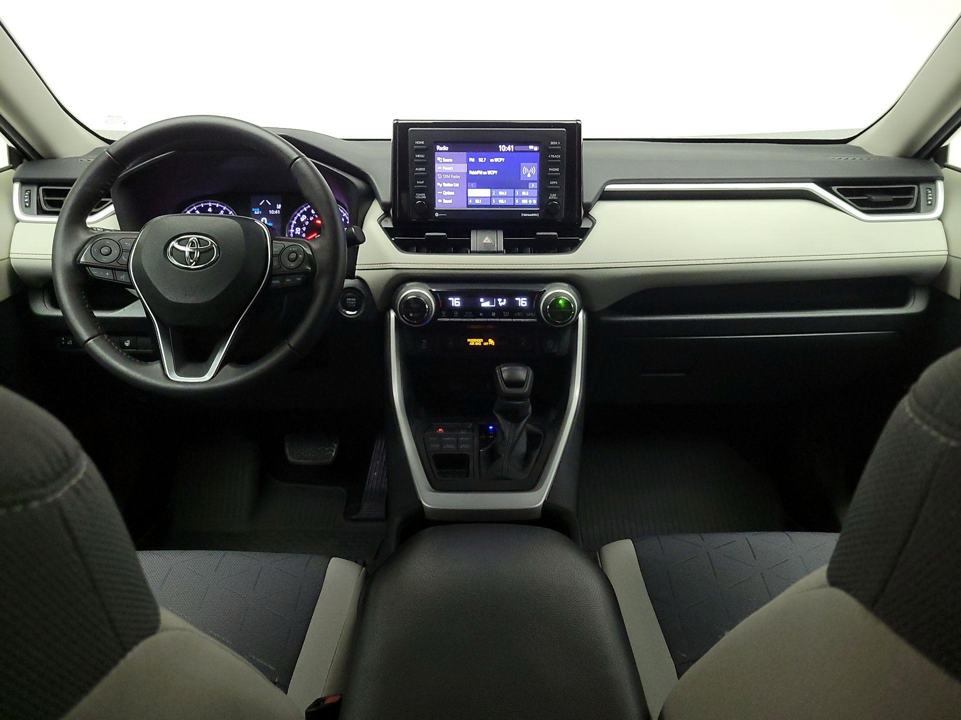 Thumbnail: 2021 Toyota RAV4 - 9